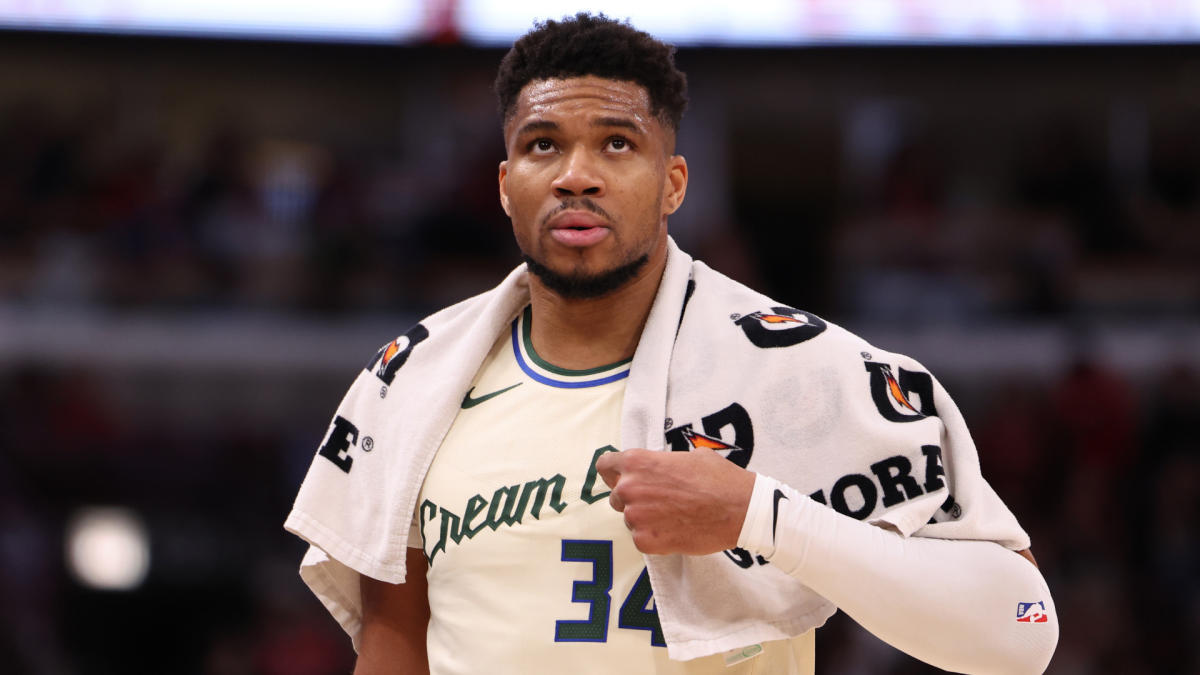 NBA交易截止日倒计时：字母哥去向成谜，四大豪门模拟交易方案曝光！