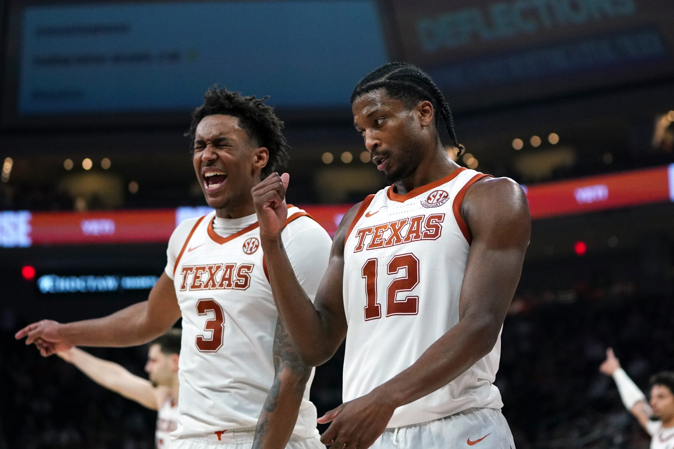 NCAA篮球：德州长角牛VS俄克拉荷马前瞻，谁能笑到最后？
