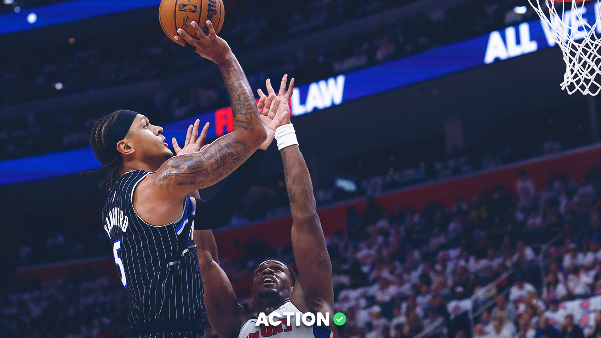 NBA季后赛：活塞魔术生死战，双星对决谁主沉浮？