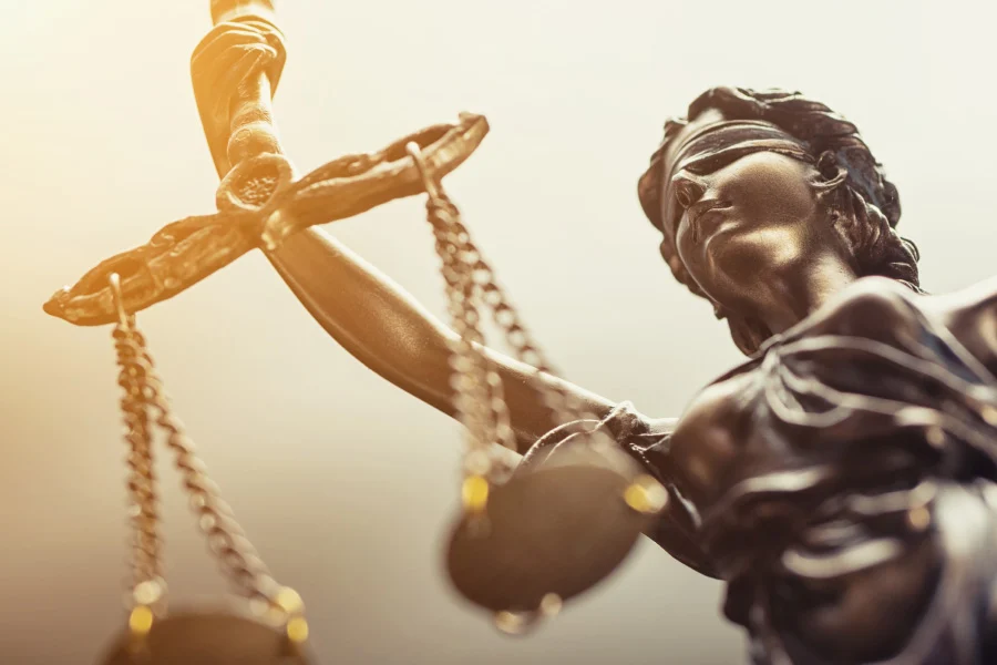 科威特重拳打击非法博彩：主犯判刑15年，罚款超亿美元