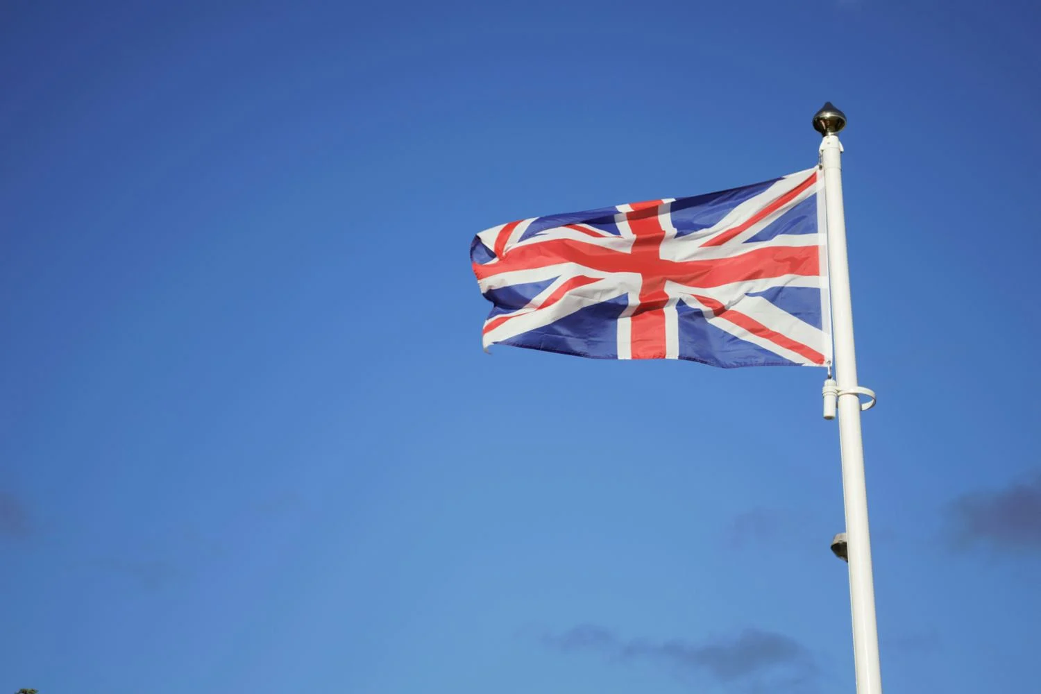 英国博彩委员会重罚QuinnBet：反洗钱与社会责任双重失守