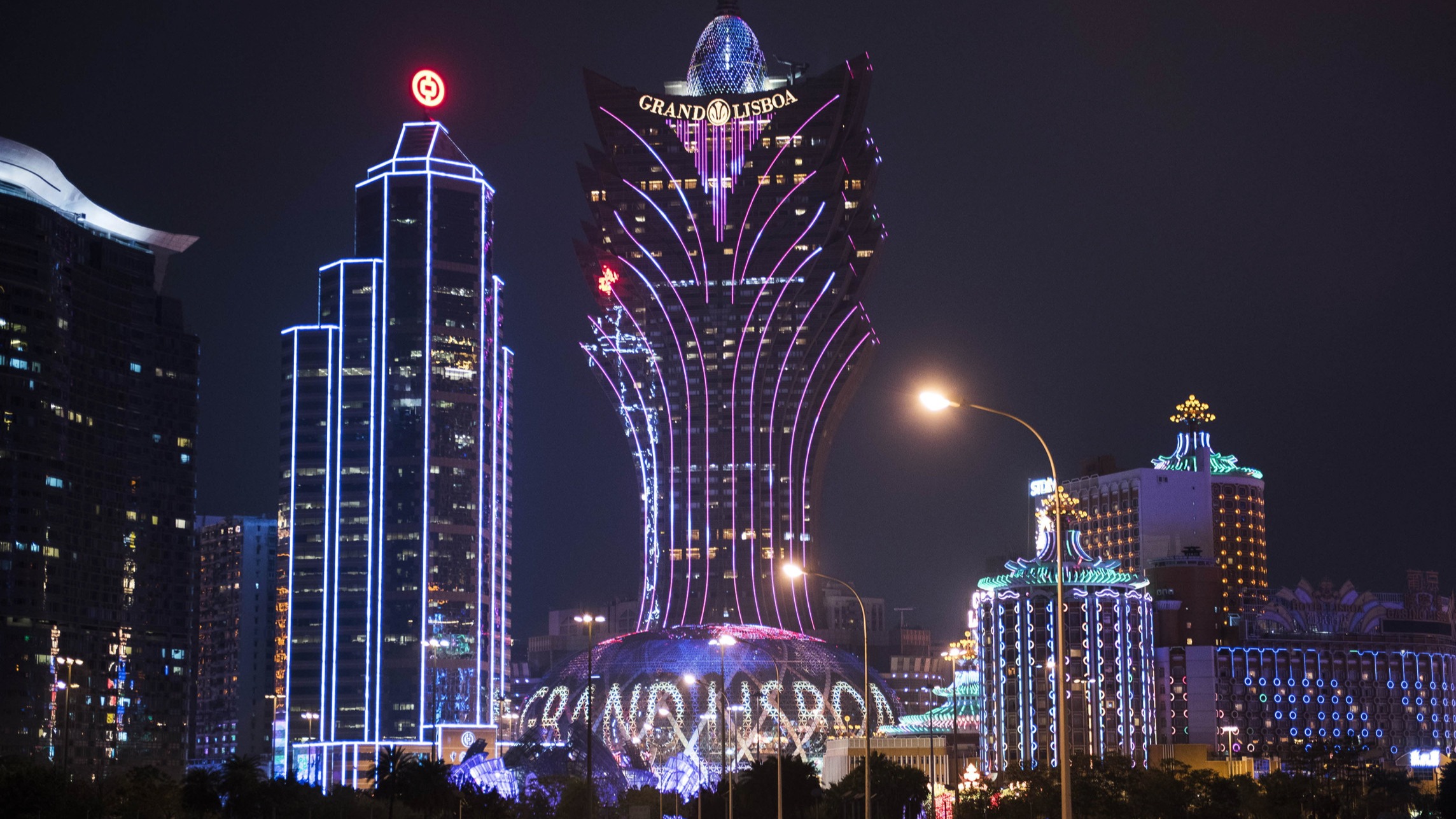 澳门博彩中介新篇章：两家获牌，行业洗牌再加速