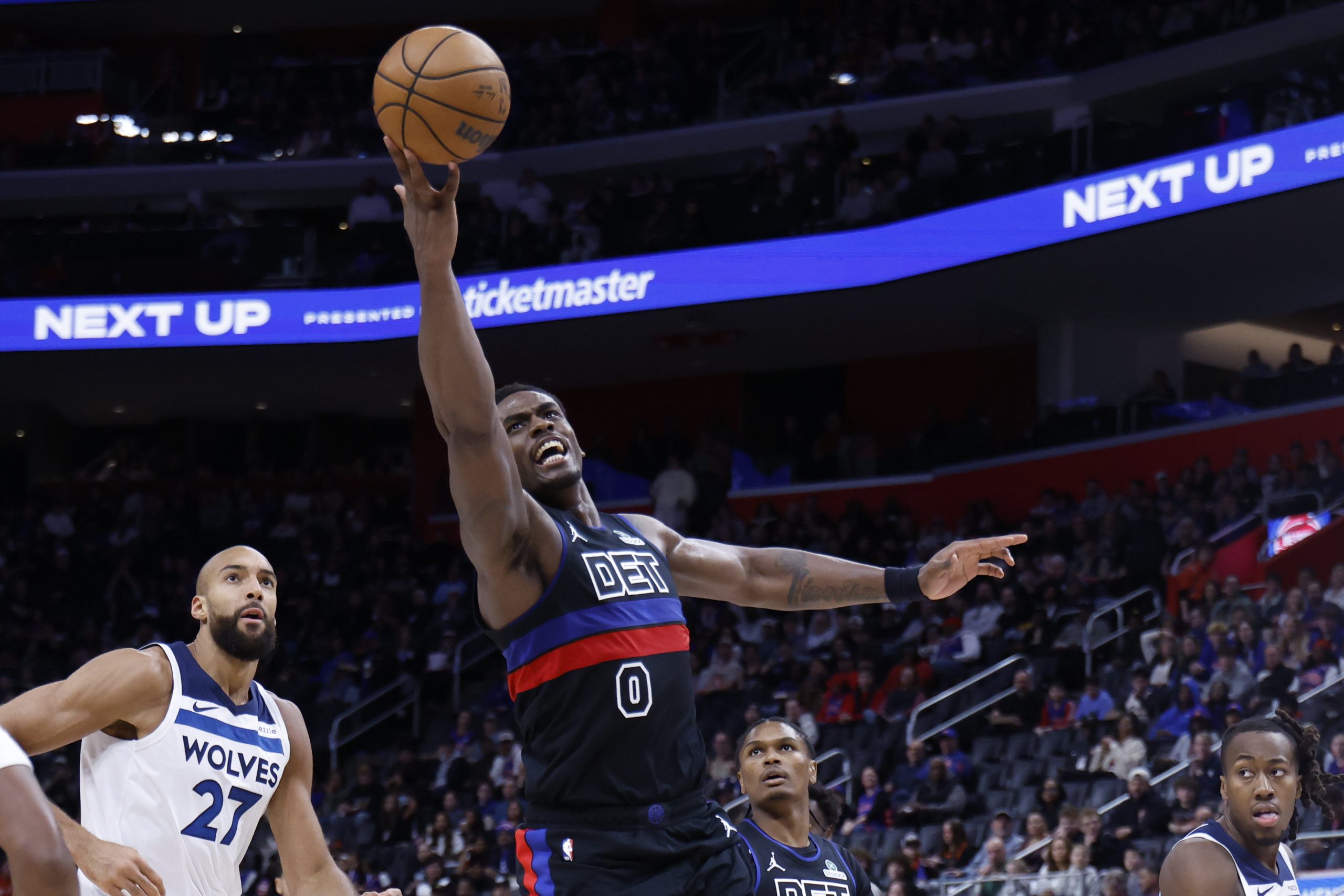NBA前瞻:活塞客场挑战魔术,底特律能否延续强势? NBA前瞻:活塞客场挑战魔术,底特律能否延续强势?