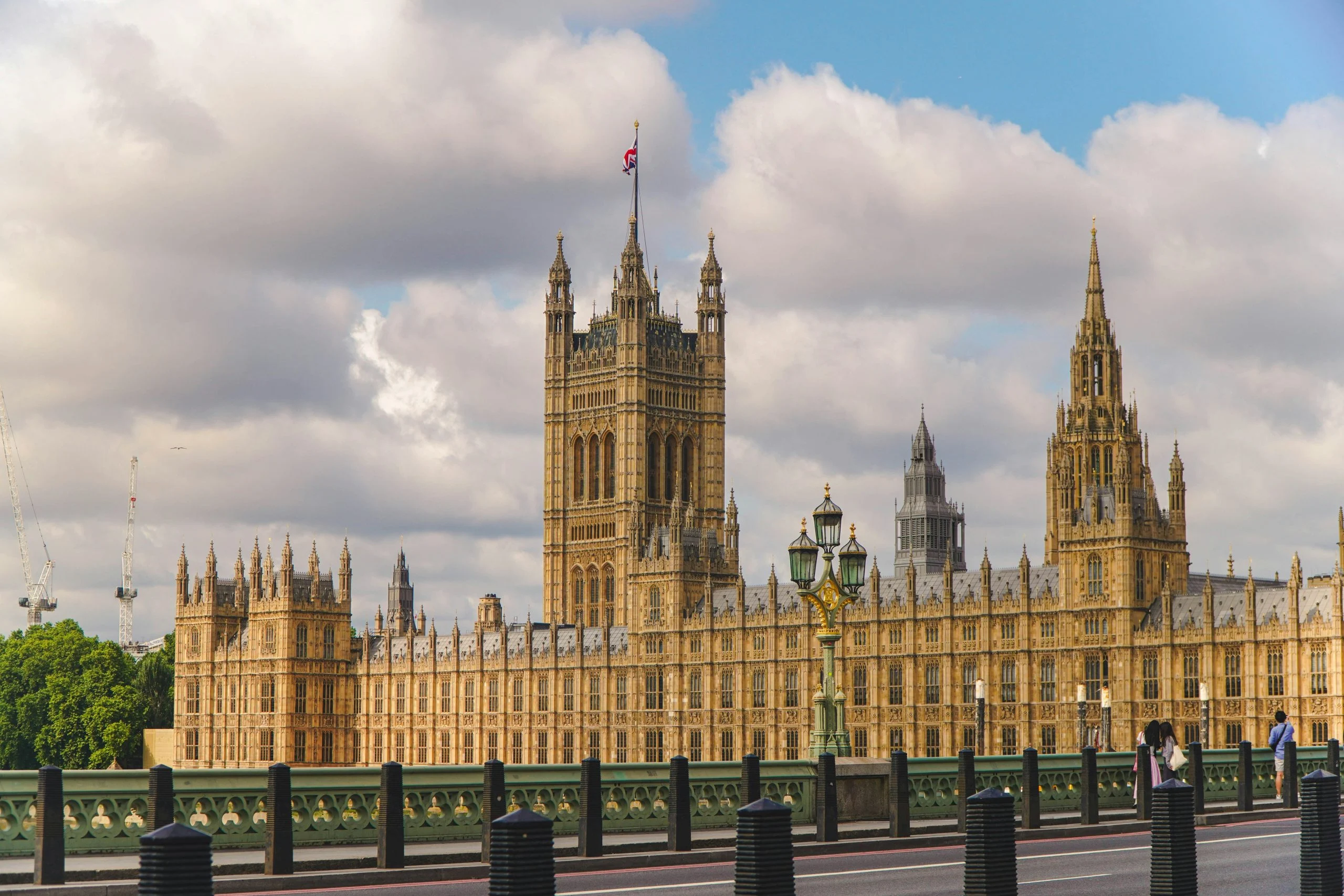 英国上议院重磅建议：全面禁赌广告，监管权或将大转移