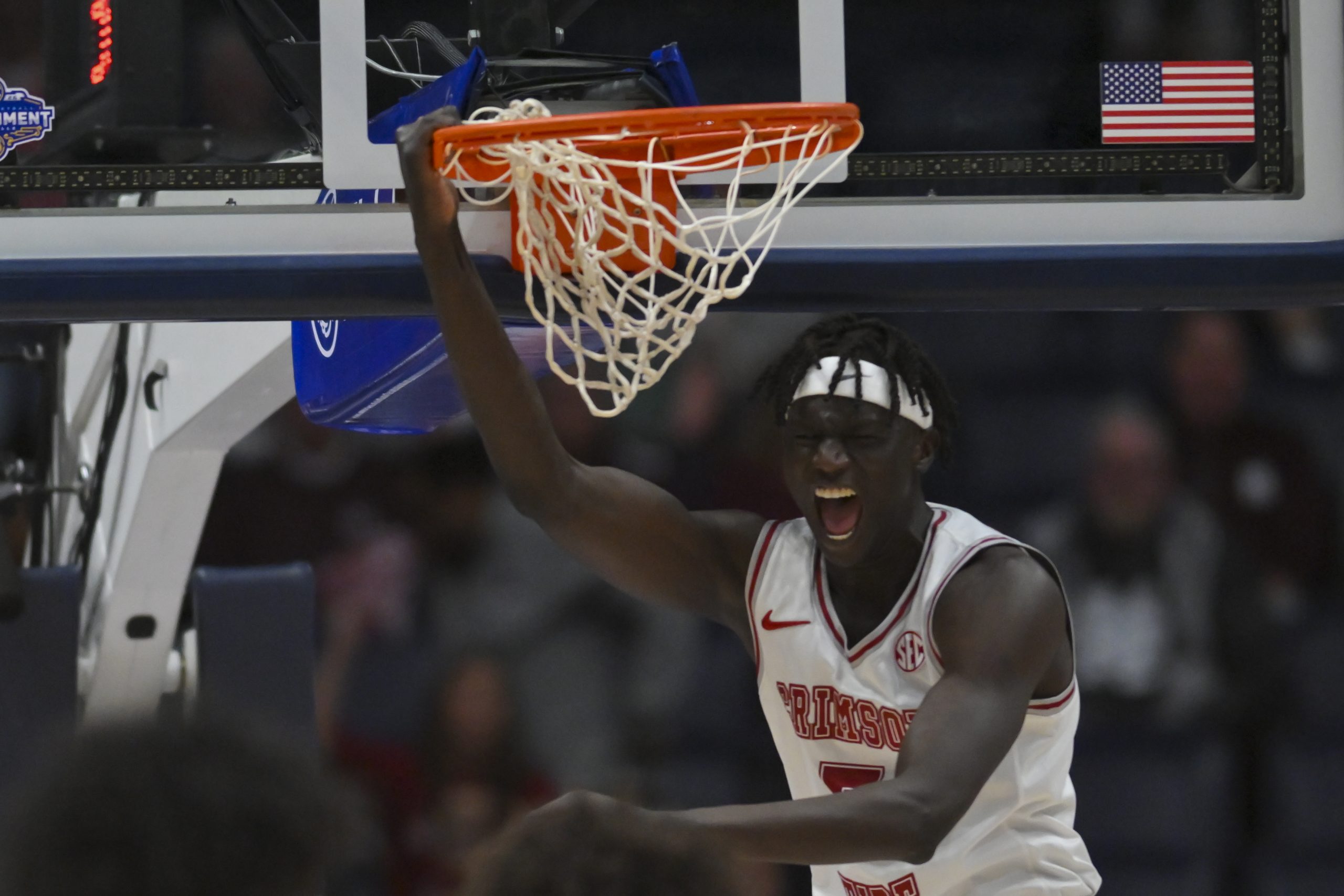 NCAA疯狂三月:阿拉巴马vs霍夫斯特,专家深度解析与投注策略 NCAA疯狂三月:阿拉巴马vs霍夫斯特,专家深度解析与投注策略