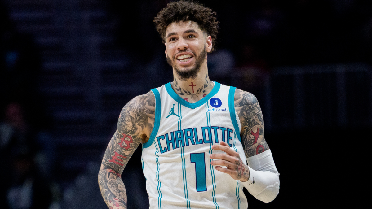 2024 NBA附加赛战火燃起：东西部生死战，专家预测谁能突围？