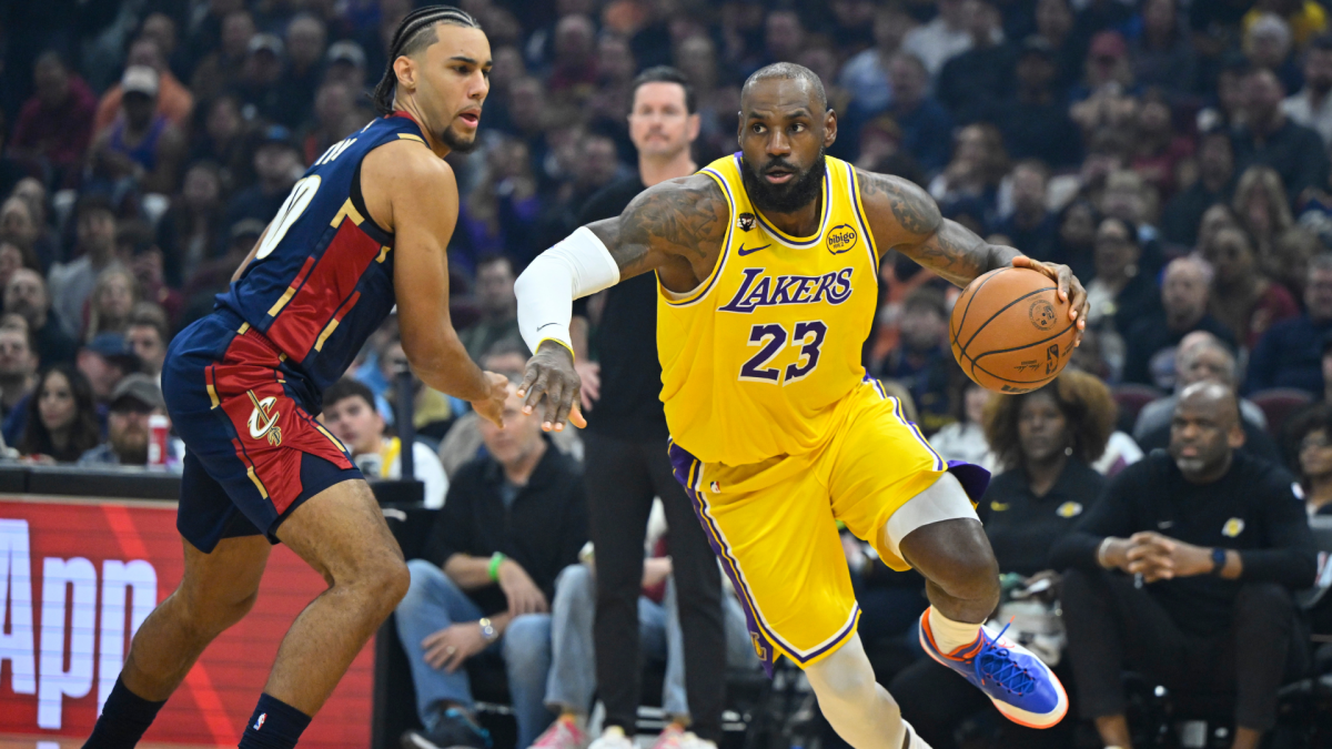 NBA焦点战：雷霆湖人强强对话，西部榜首能否止跌？