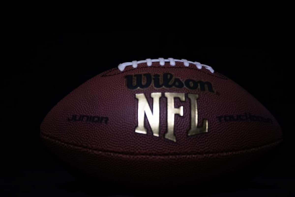 NFL季后赛：丹佛野马AFC冠军之路深度解析与投注策略