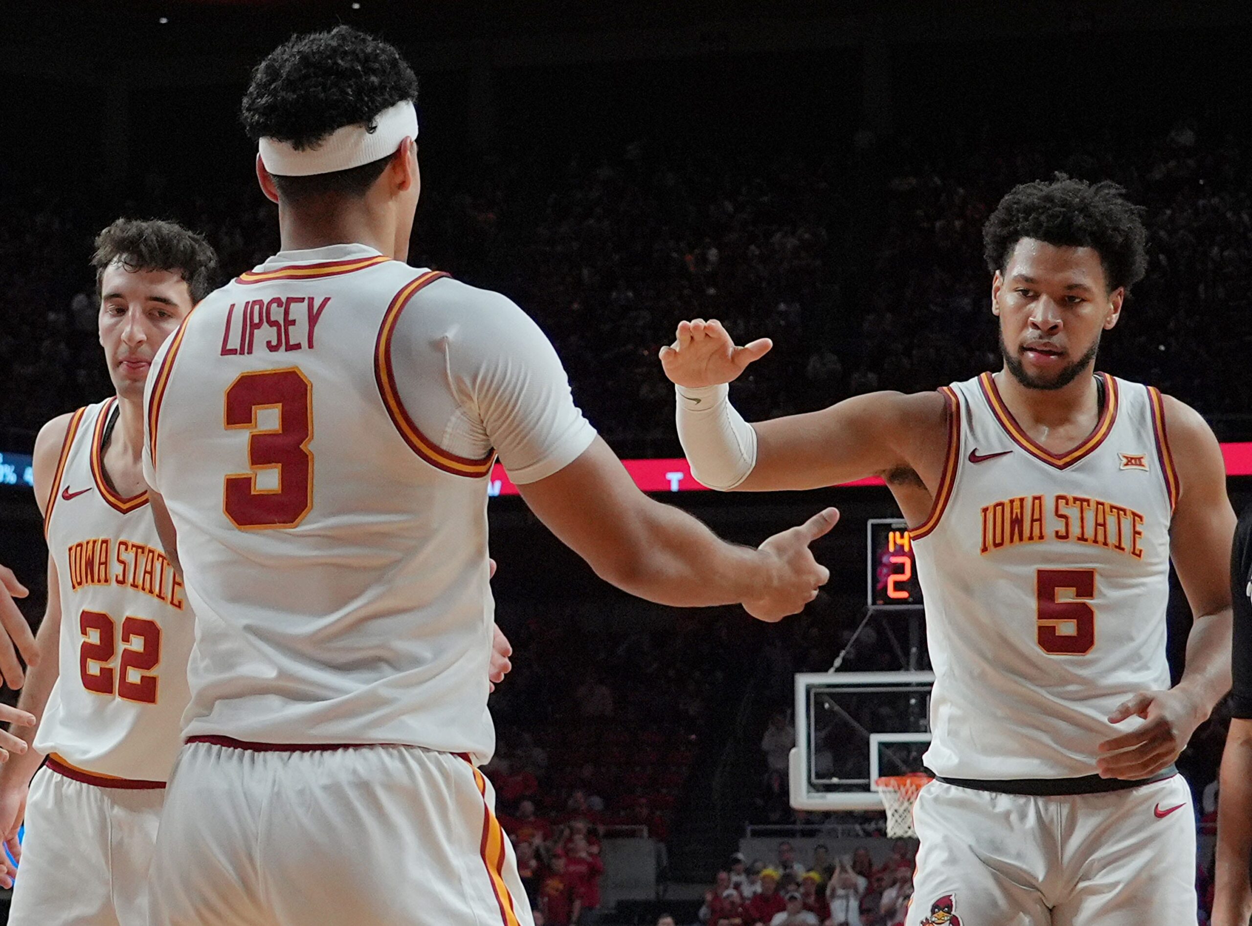 NCAA焦点战：爱荷华州立客场挑战贝勒，深度解析与投注指南