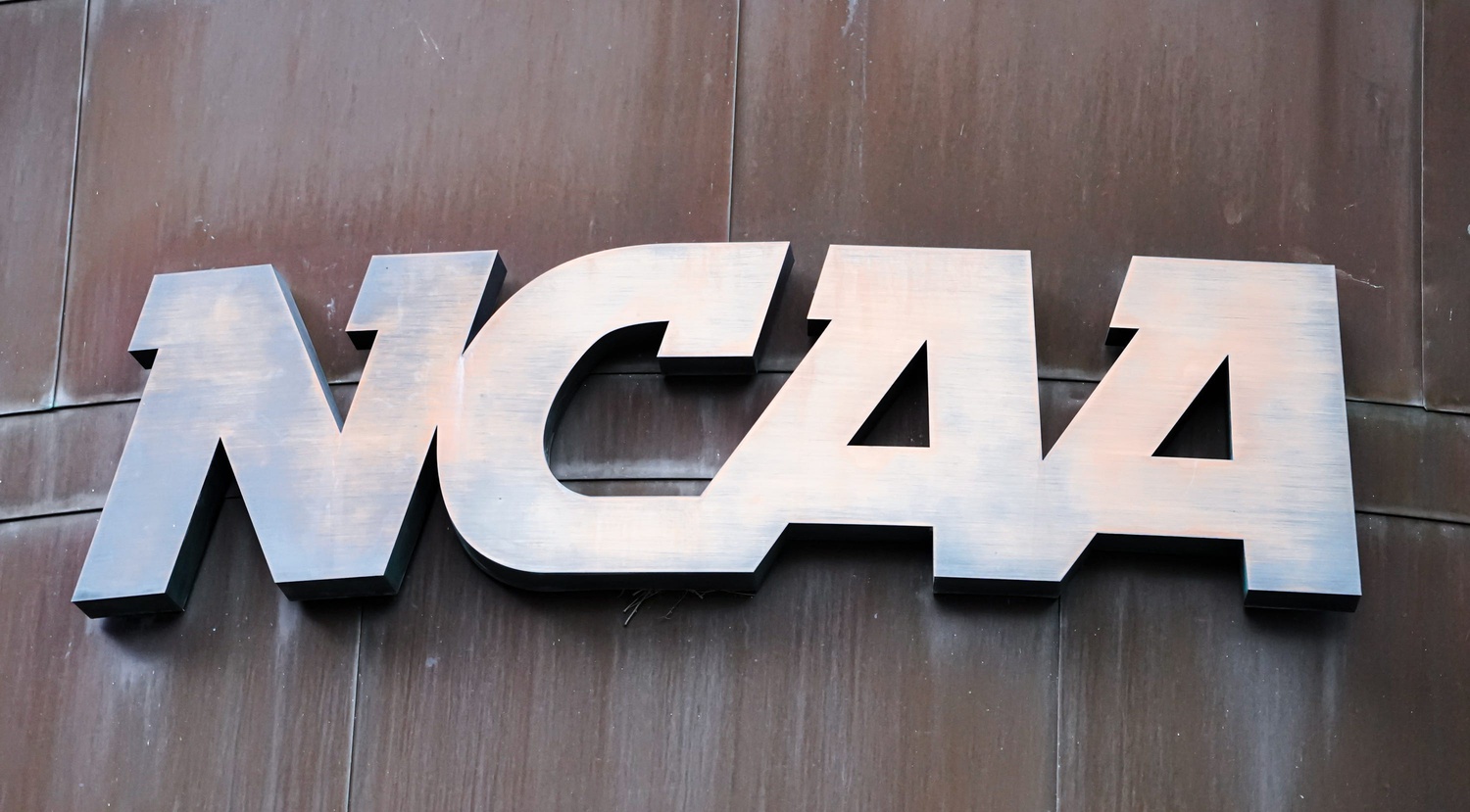 NCAA与CBA惊天赌球案：20人被起诉，数百万美元赌注曝光