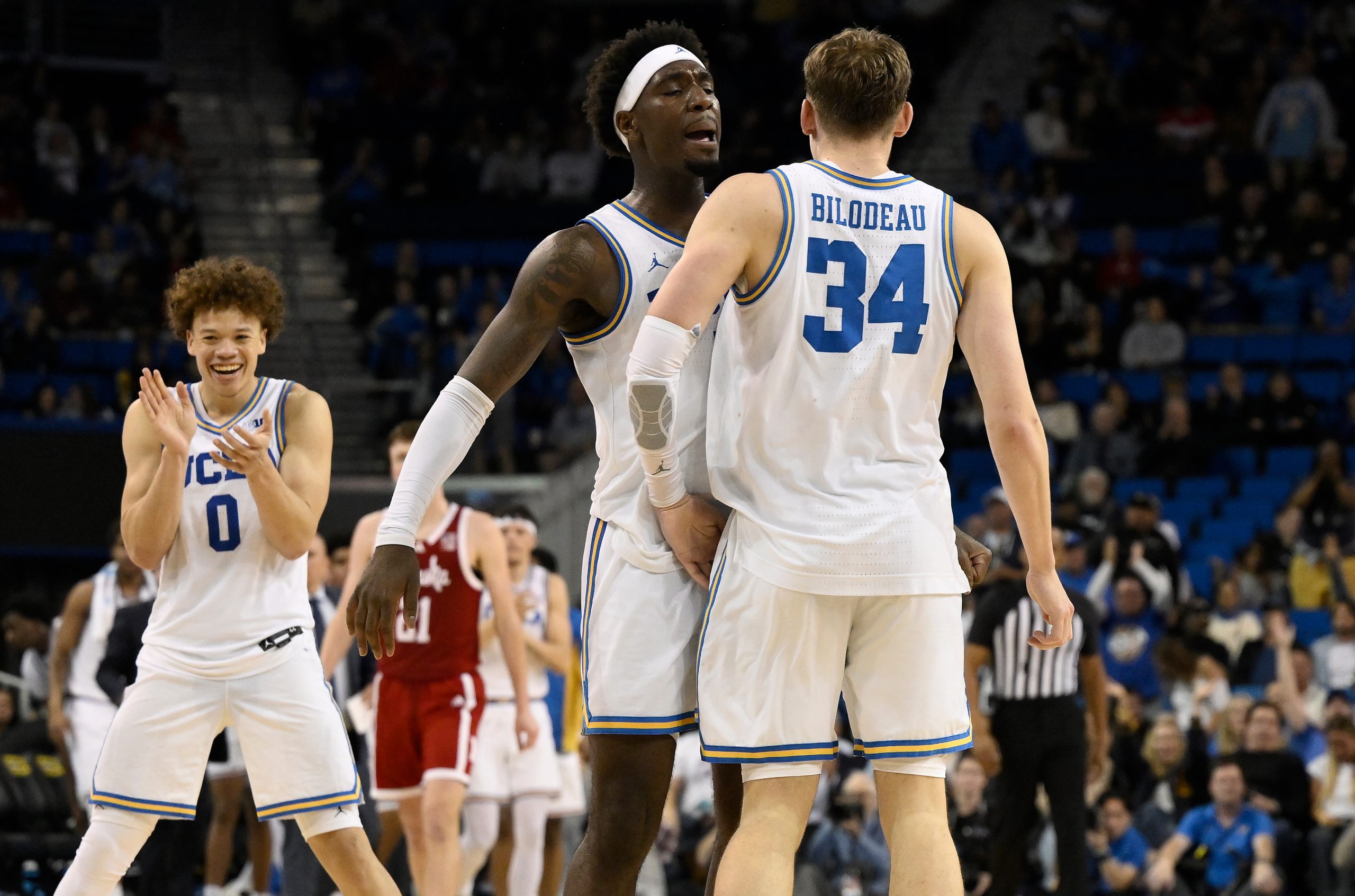 NCAA篮球：UCLA vs USC前瞻，布鲁因人强势能否延续？