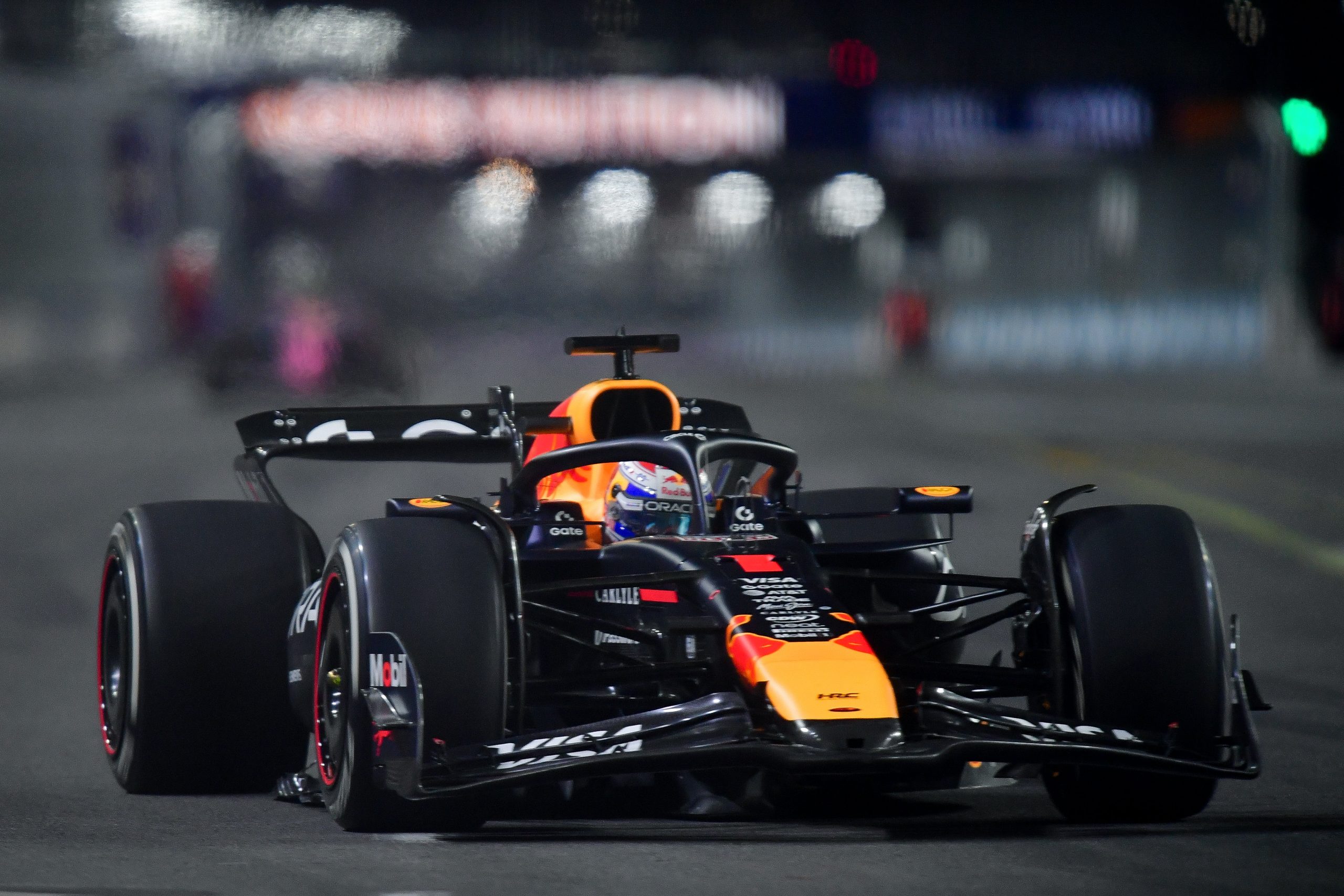 F1日本站：安东内利杆位冲刺，维斯塔潘逆袭？深度解析与投注指南