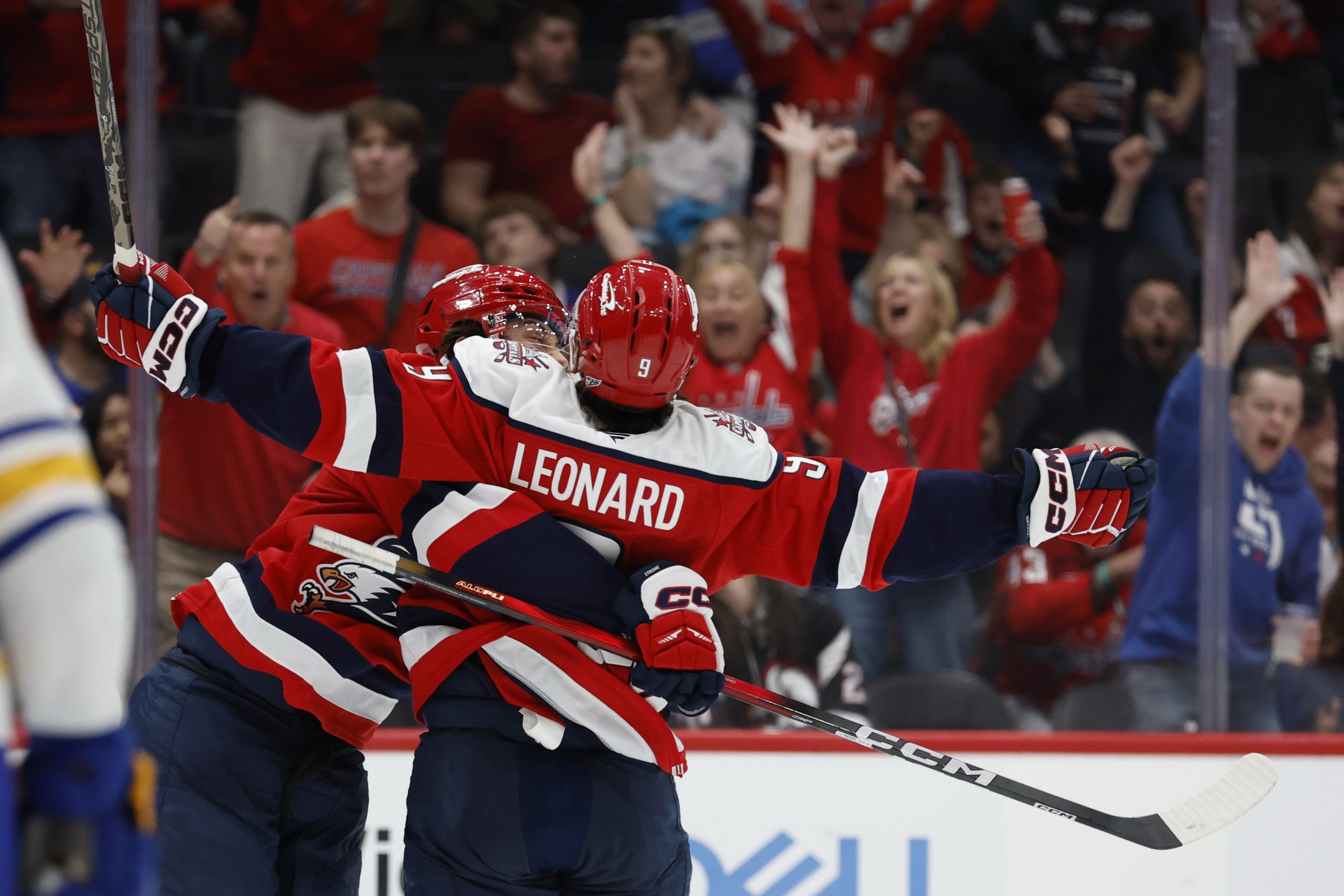 NHL前瞻：首都人客场挑战游骑兵，季后赛边缘的生死战与深度投注分析