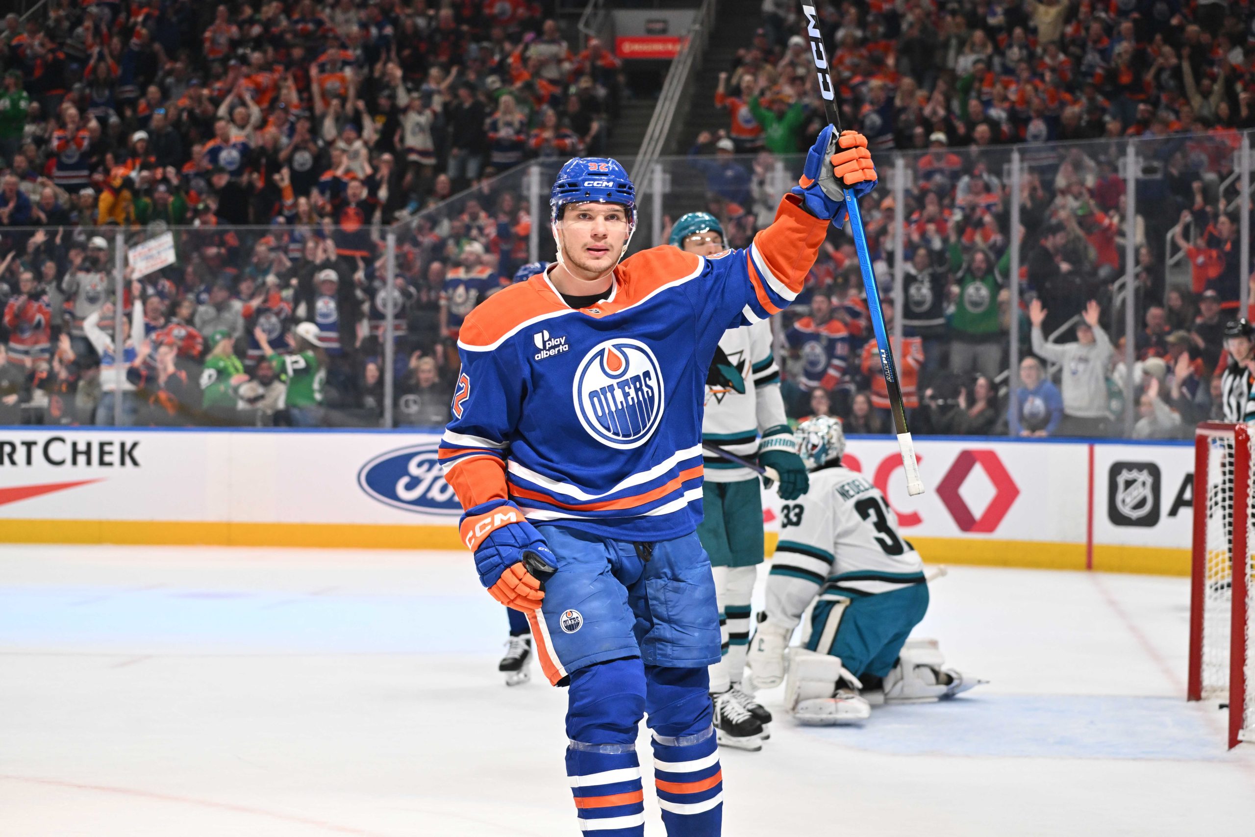 NHL激战：油人vs鲨鱼赔率解析与高分预测