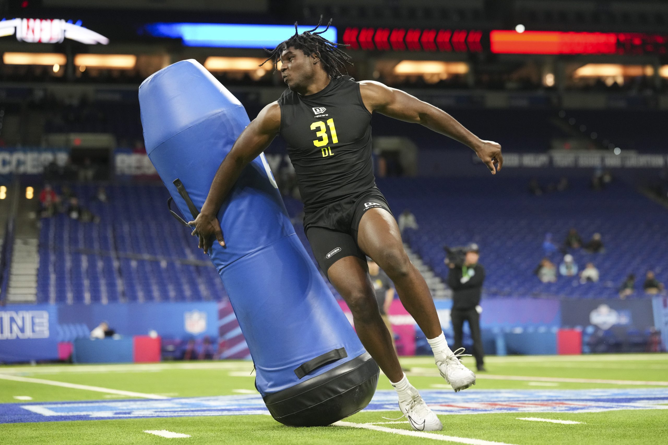 NFL选秀首轮位置赔率重磅发布：各队攻防倾向深度解析