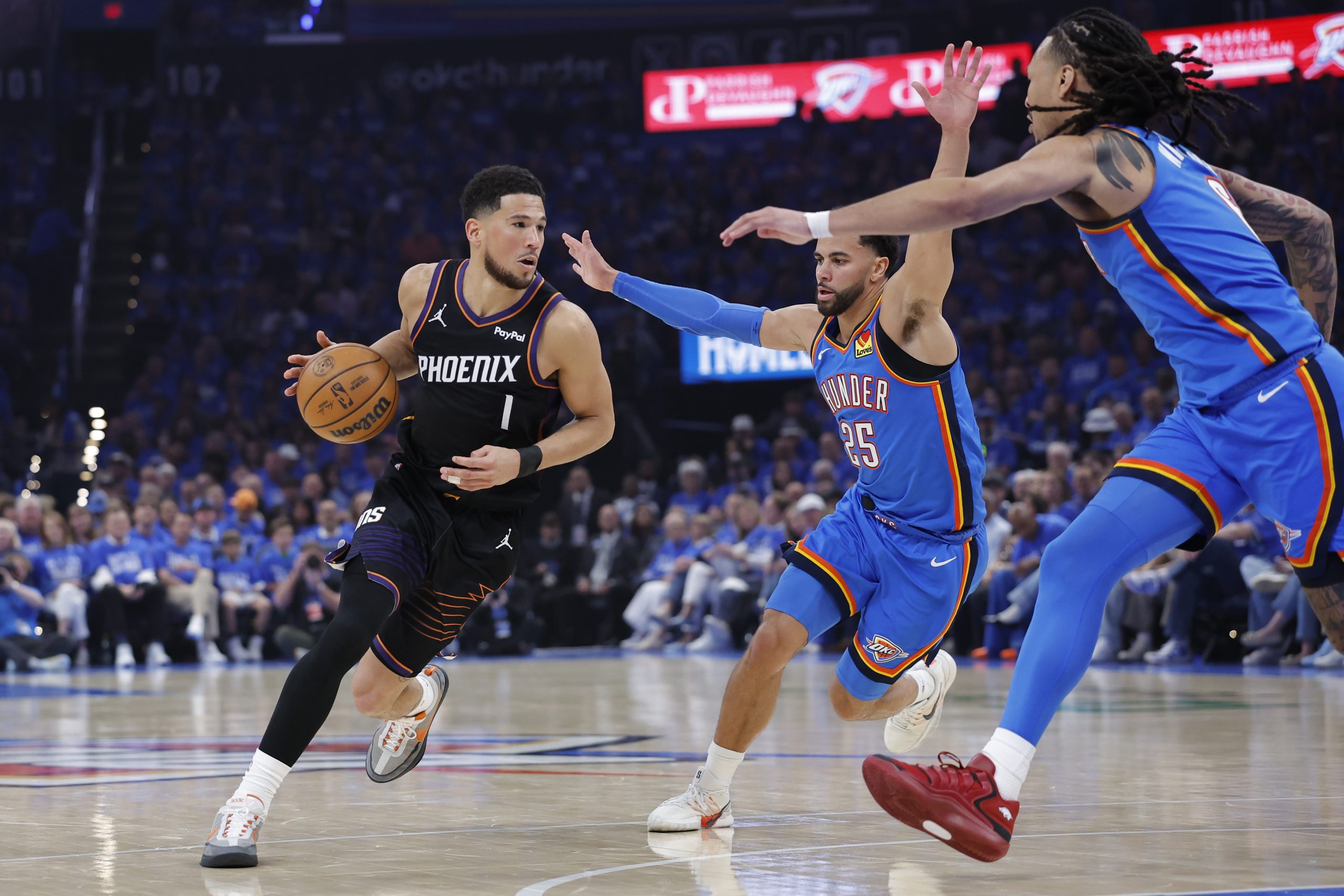 NBA季后赛：4月22日球员数据前瞻与投注策略