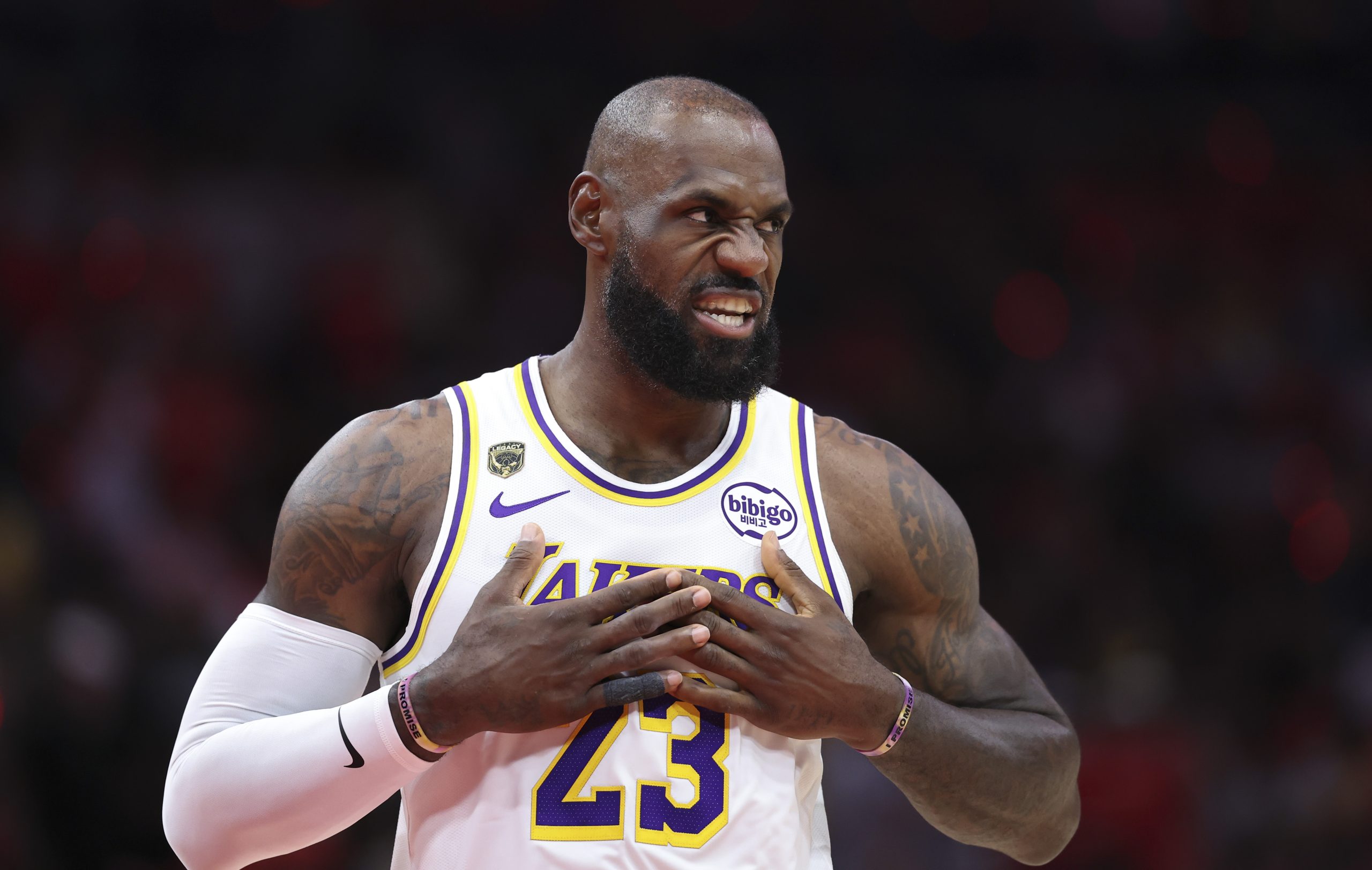 NBA季后赛：伤病潮下的球员数据爆发点，4月29日最佳球员道具投注解析