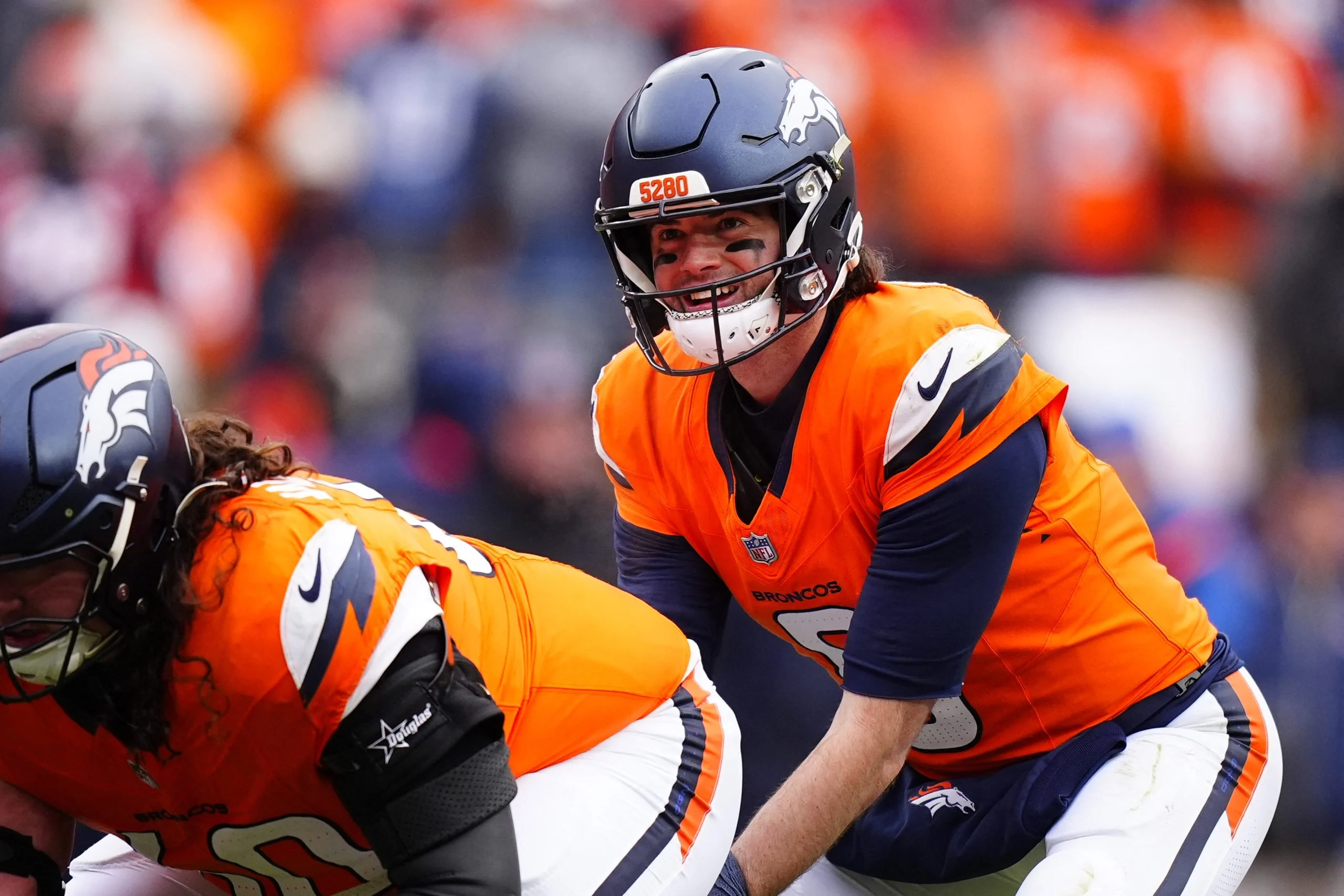 NFL季前赛:野马vs猎鹰深度分析,谁是你的最佳选择? NFL季前赛:野马vs猎鹰深度分析,谁是你的最佳选择?