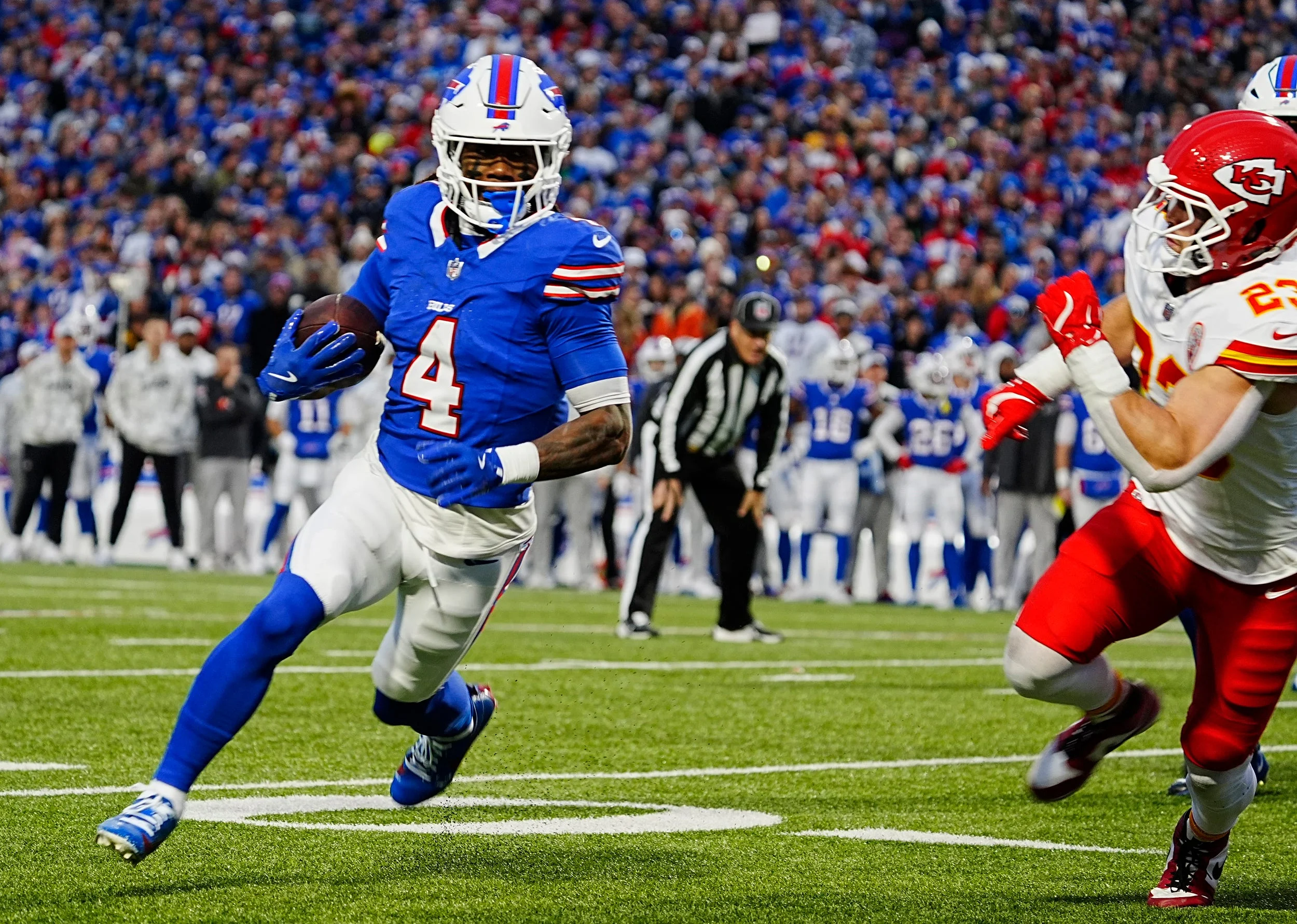 NFL首周DFS阵容精选:低价高潜,冲击大奖 NFL首周DFS阵容精选:低价高潜,冲击大奖