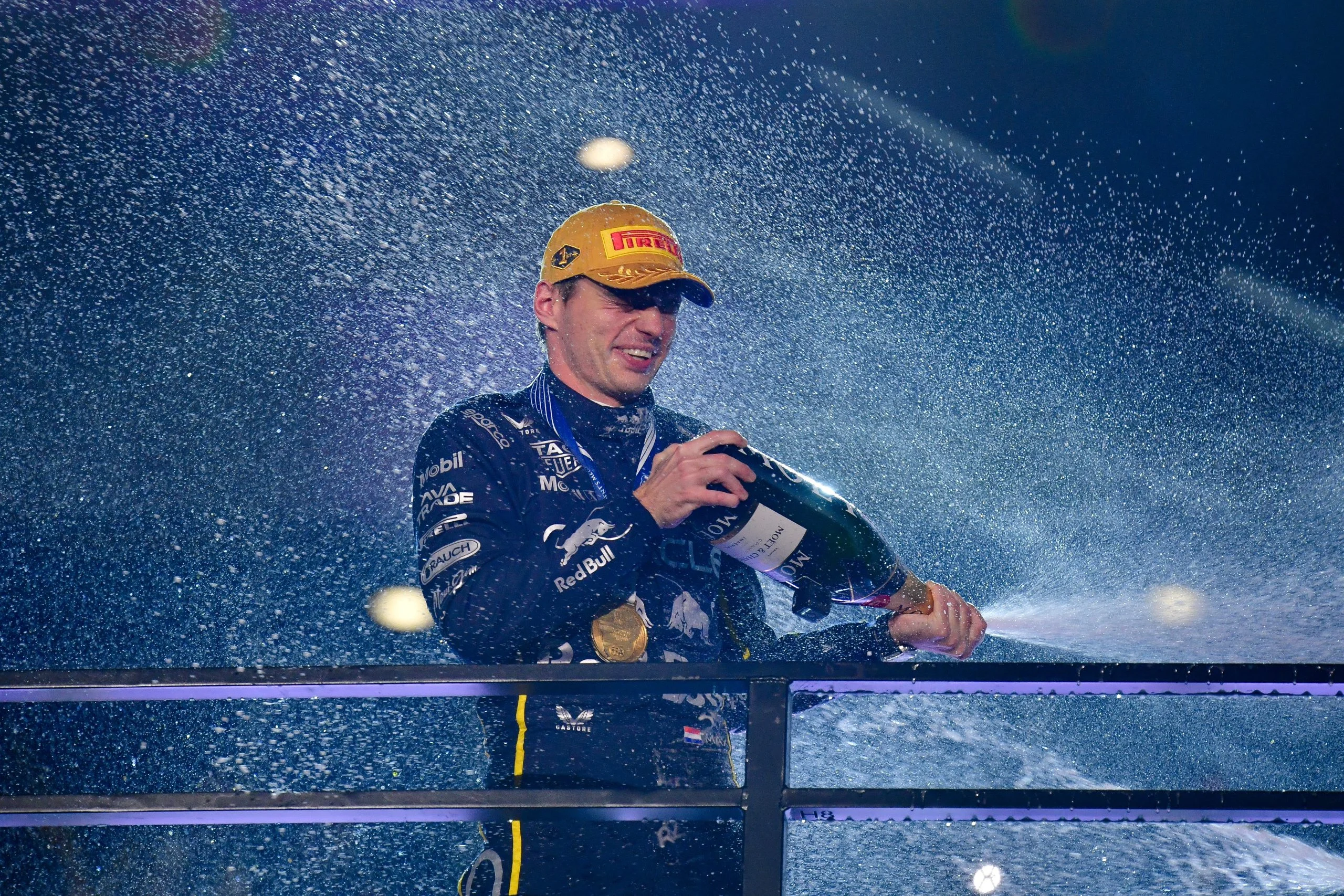 F1马德里站:赛道混沌,排位定乾坤——资深分析师深度解读 F1马德里站:赛道混沌,排位定乾坤——资深分析师深度解读