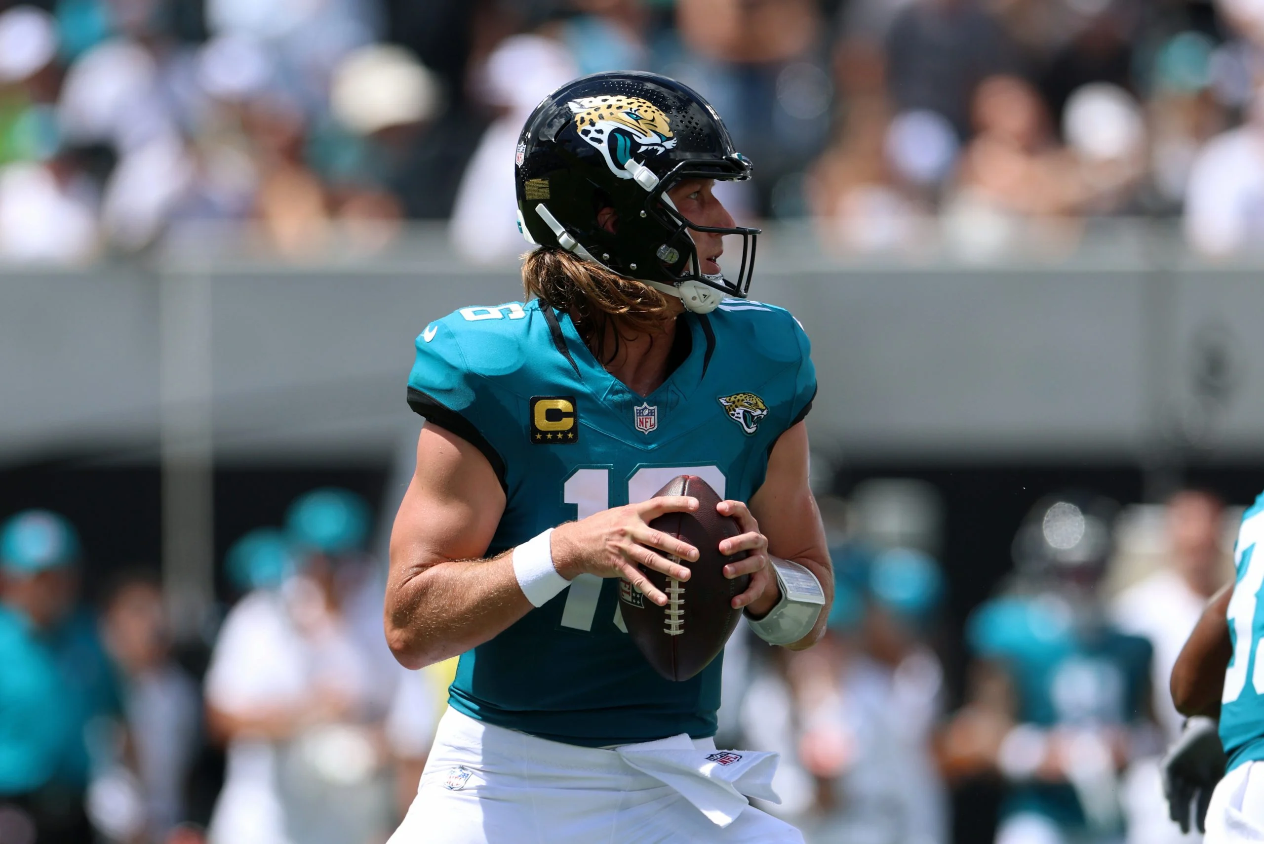 NFL第二周爆冷预测:三大黑马有望掀翻热门,独赢盘价值解析 NFL第二周爆冷预测:三大黑马有望掀翻热门,独赢盘价值解析