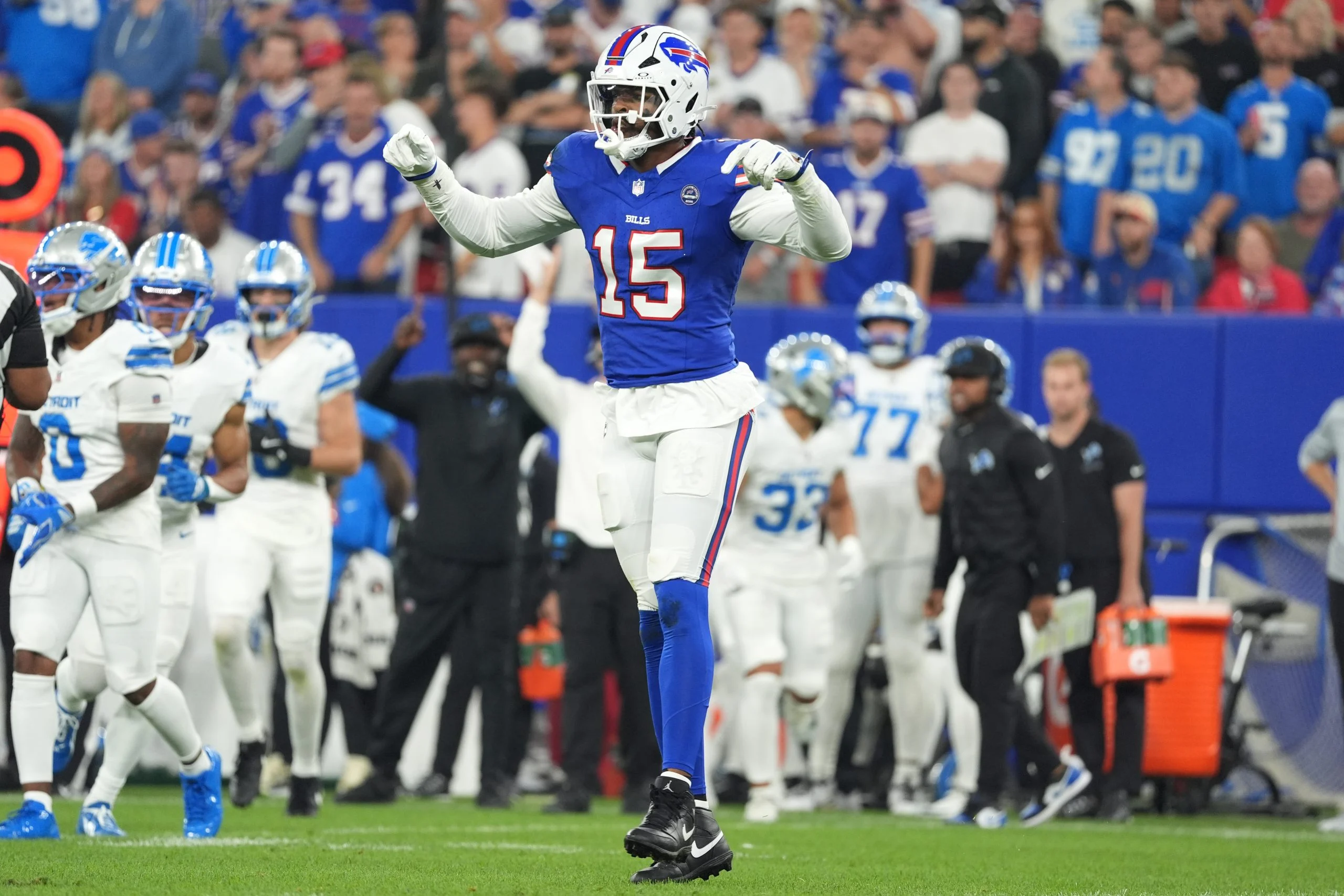 NFL年度最佳防守球员赔率:三大热门领跑,黑马罗斯奥异军突起 NFL年度最佳防守球员赔率:三大热门领跑,黑马罗斯奥异军突起