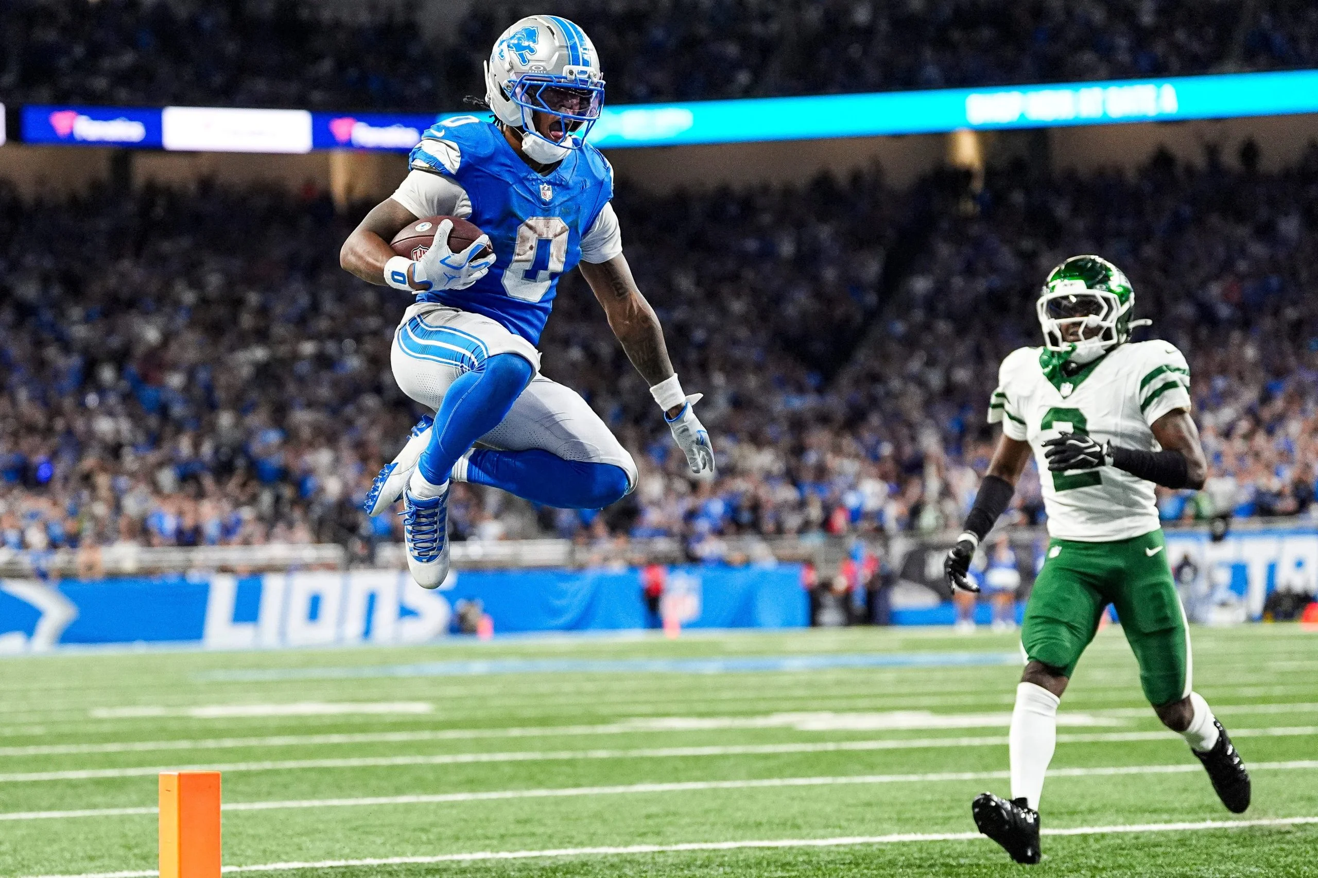 NFL周日夜赛:雄狮客场挑战黑豹,盘口深度剖析 NFL周日夜赛:雄狮客场挑战黑豹,盘口深度剖析