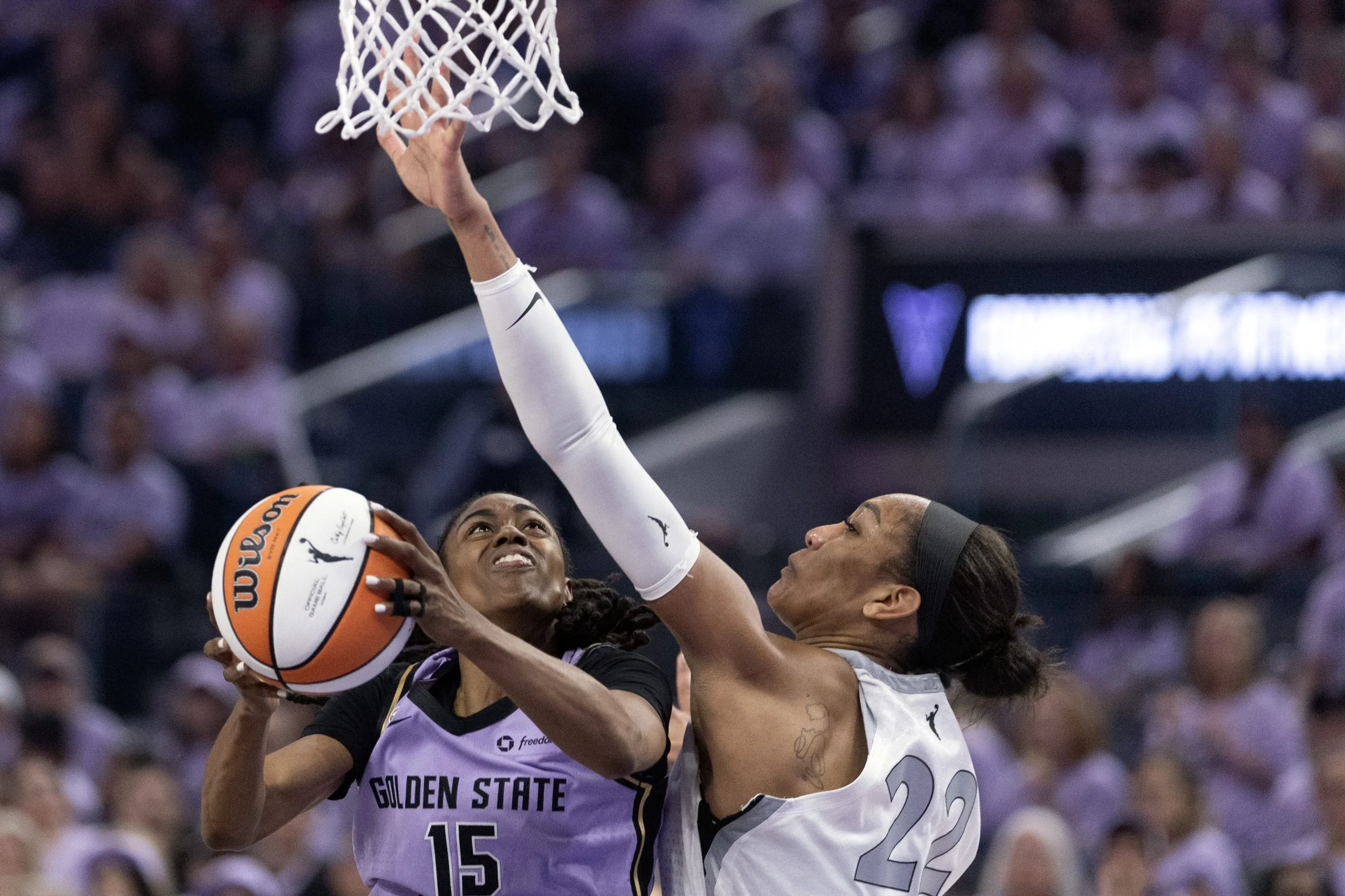 WNBA半决赛G2:金州女武神VS拉斯维加斯王牌,谁能掌控系列赛? WNBA半决赛G2:金州女武神VS拉斯维加斯王牌,谁能掌控系列赛?