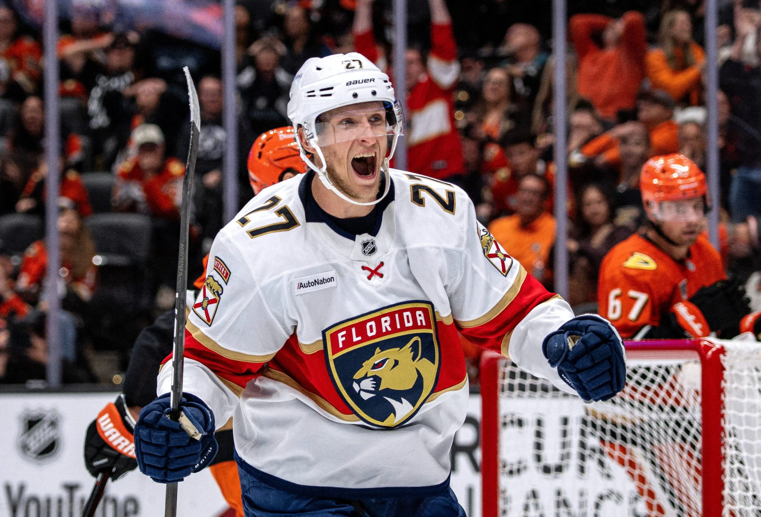 NHL焦点战:佛罗里达黑豹主场揭幕战迎战明尼苏达狂野,深度分析与投注建议 NHL焦点战:佛罗里达黑豹主场揭幕战迎战明尼苏达狂野,深度分析与投注建议