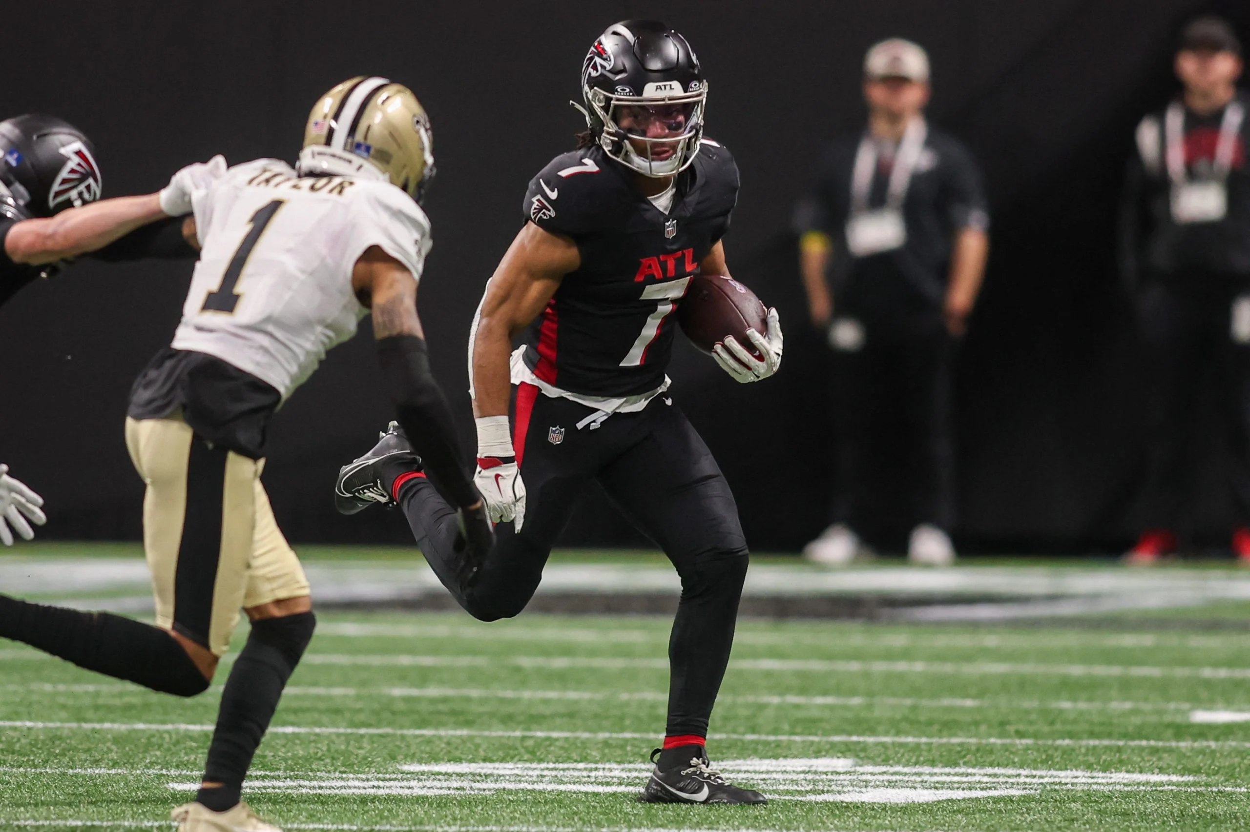 2026 NFL第5周:深度解析每日梦幻体育与球员道具投注 2026 NFL第5周:深度解析每日梦幻体育与球员道具投注