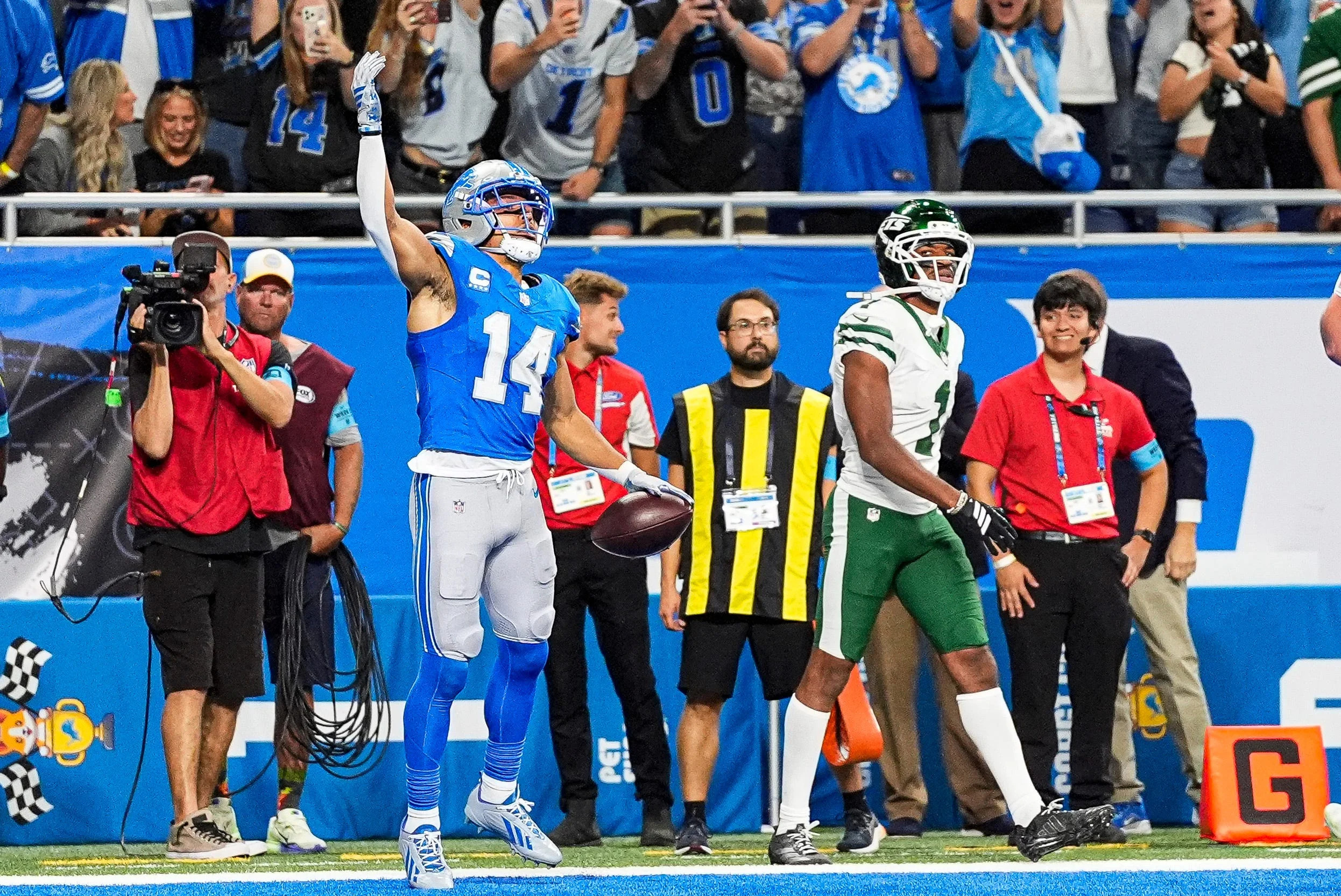 NFL第5周梦幻阵容:资深分析师掘金高性价比,冲击高分! NFL第5周梦幻阵容:资深分析师掘金高性价比,冲击高分!