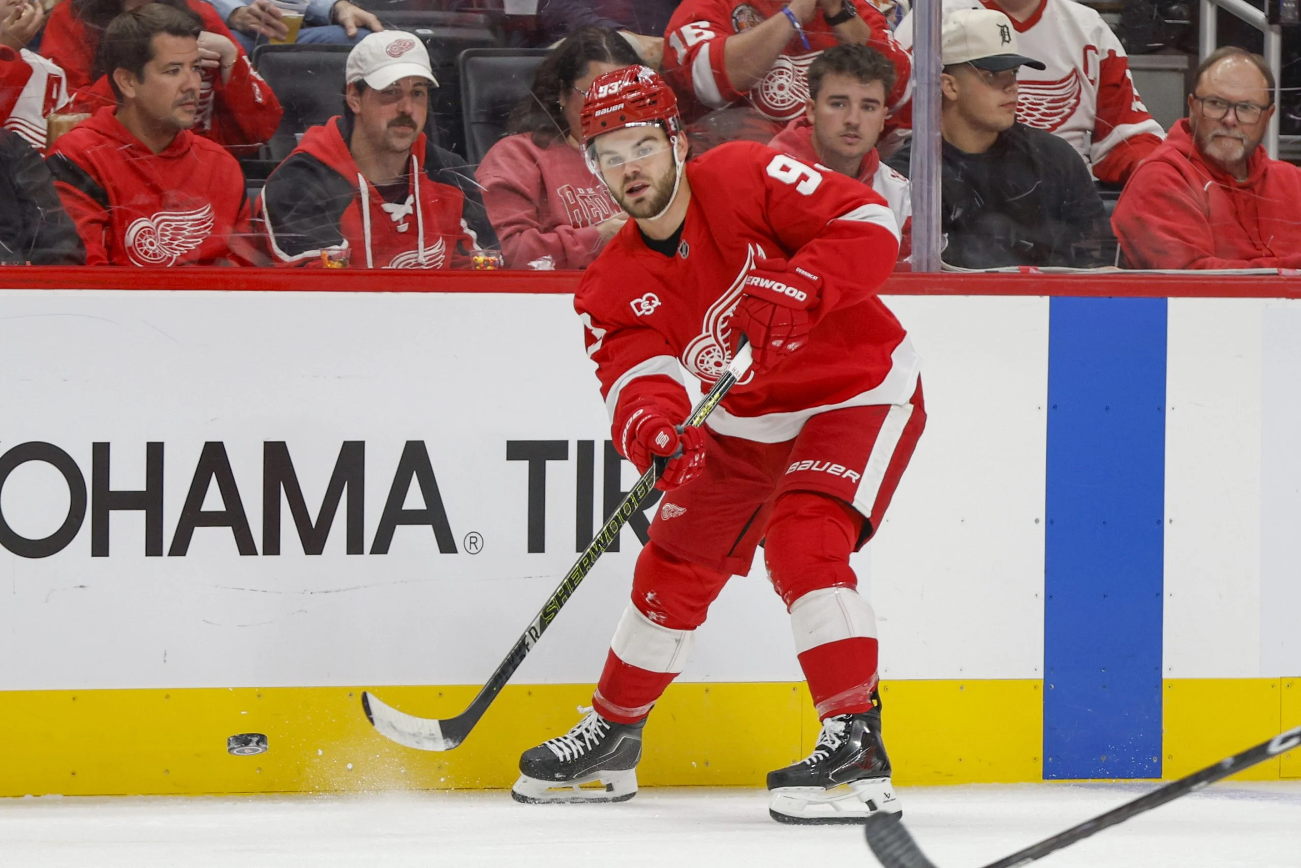 NHL前瞻:飞人vs红翼,谁能打破僵局?深度分析与投注指南 NHL前瞻:飞人vs红翼,谁能打破僵局?深度分析与投注指南