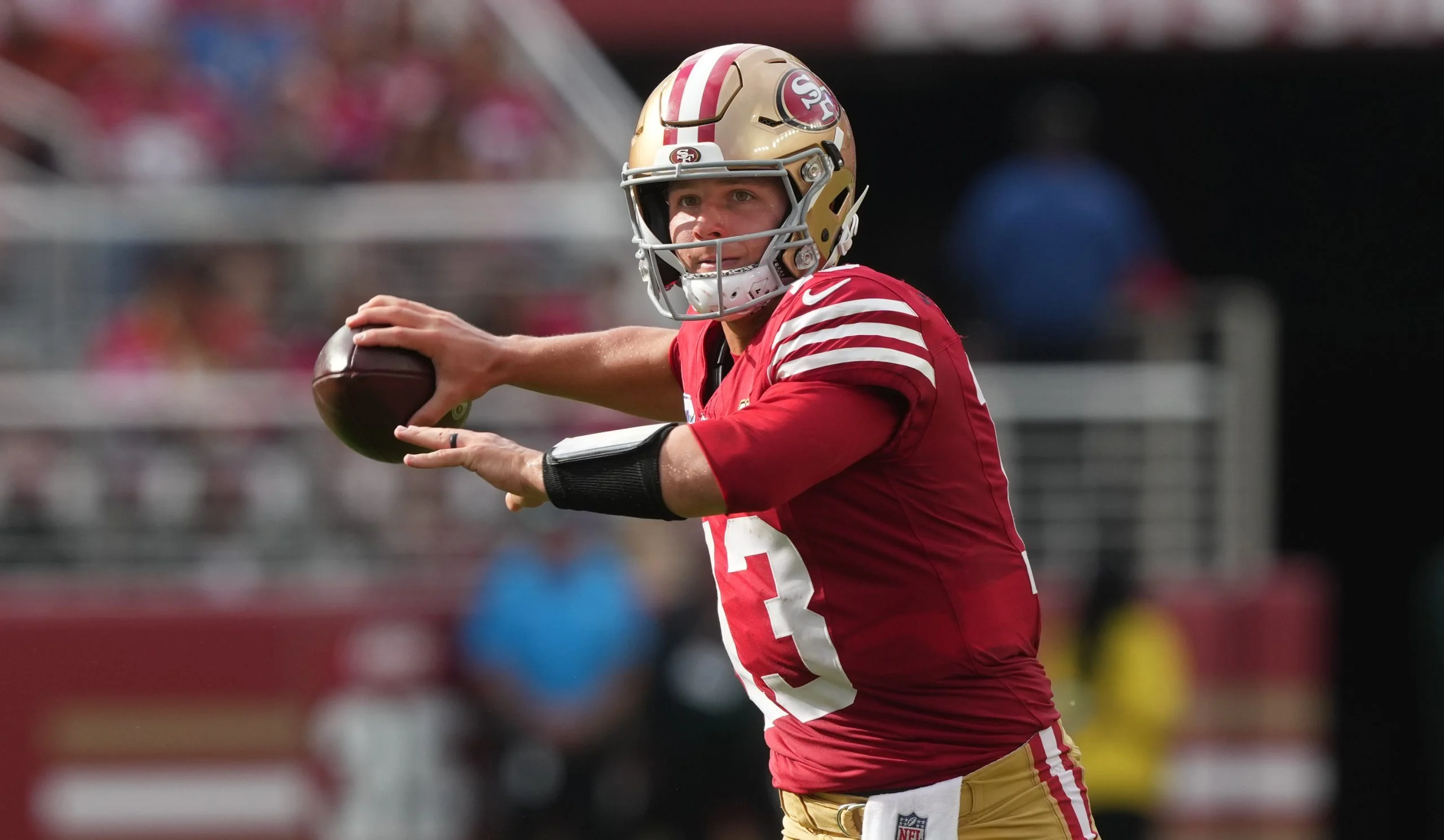 NFL周一夜赛:49人vs指挥官深度分析与投注指南 NFL周一夜赛:49人vs指挥官深度分析与投注指南
