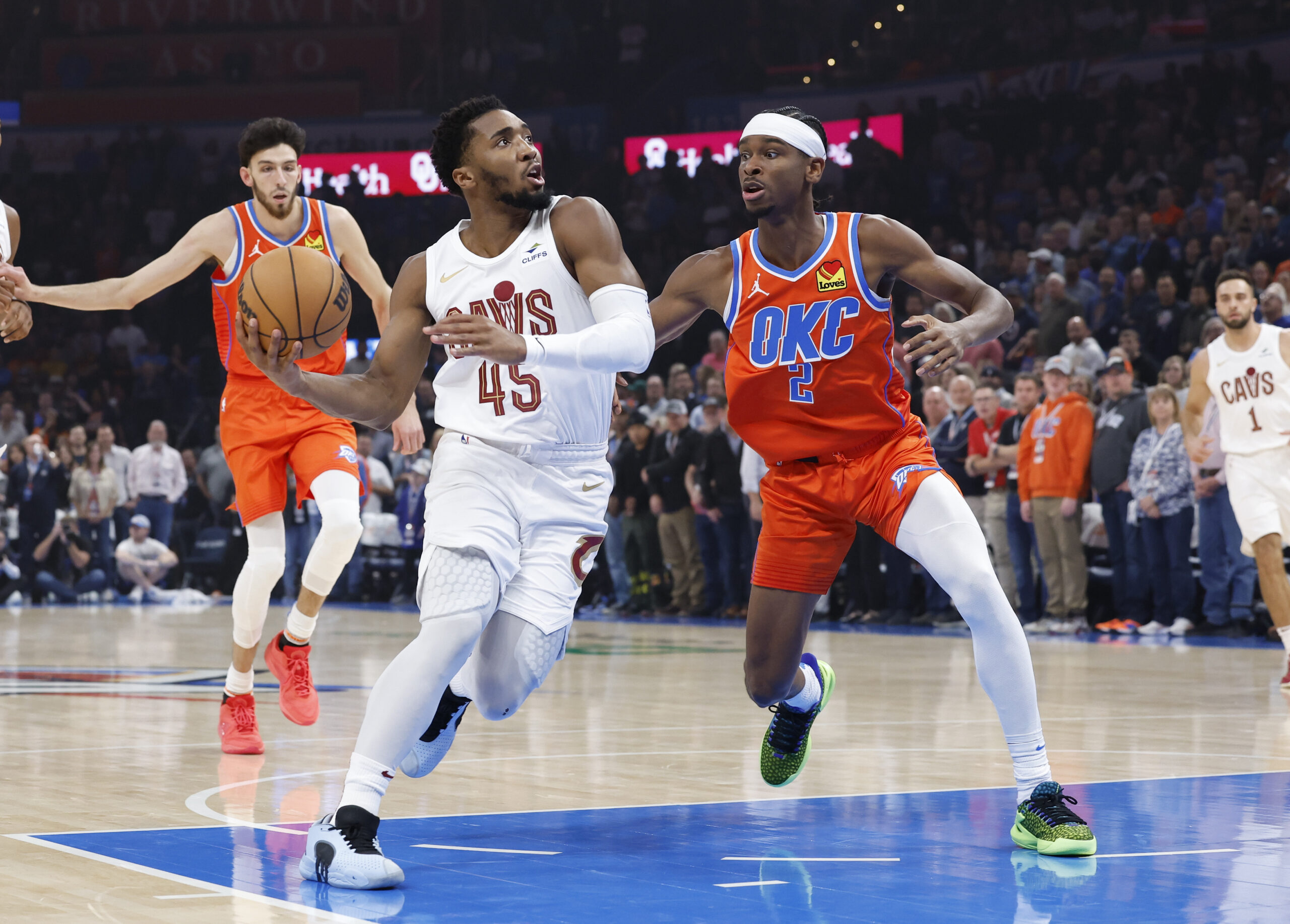 NBA前瞻：雷霆VS骑士，SGA米切尔对决，加兰伤缺左右盘口