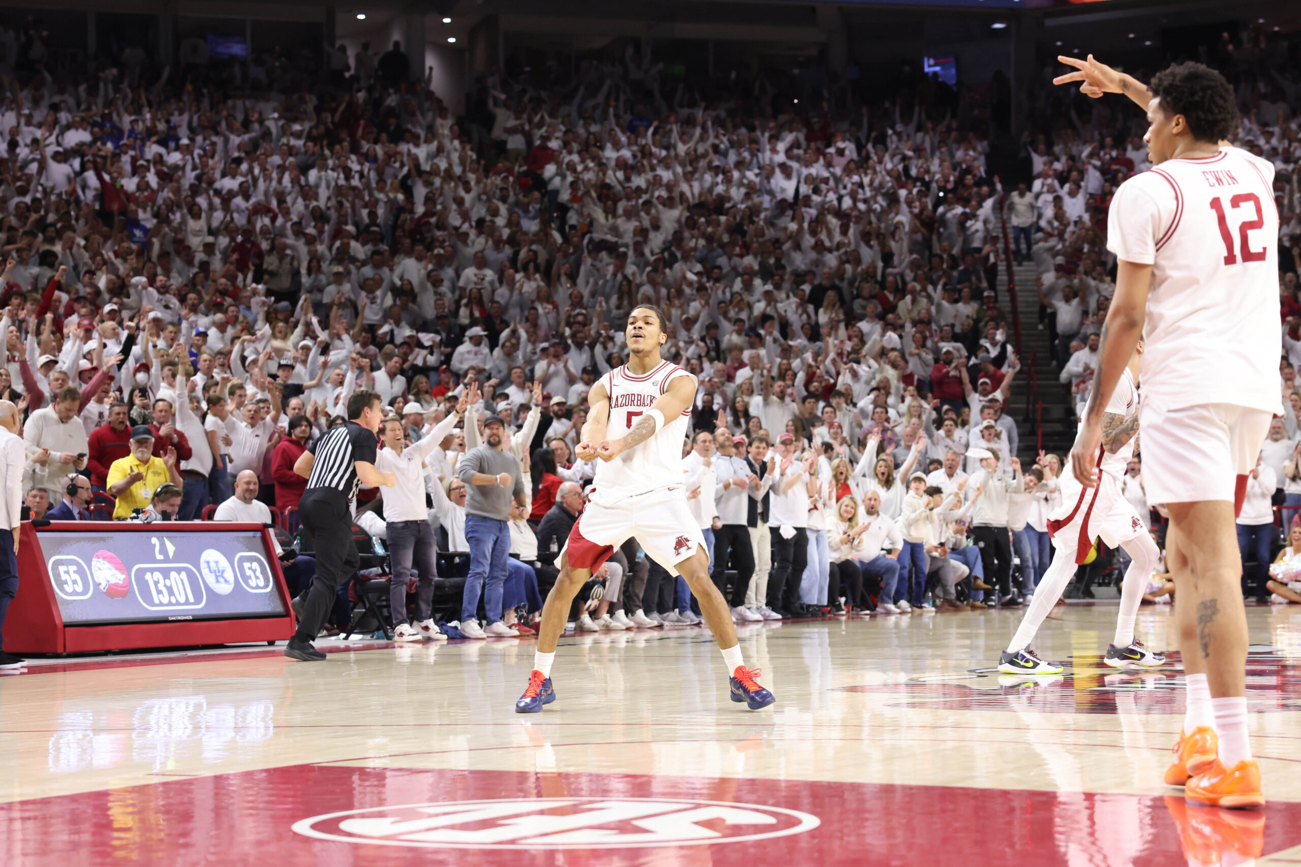 NCAAB：阿肯色VS密西西比州，强弱对决中的高分陷阱？