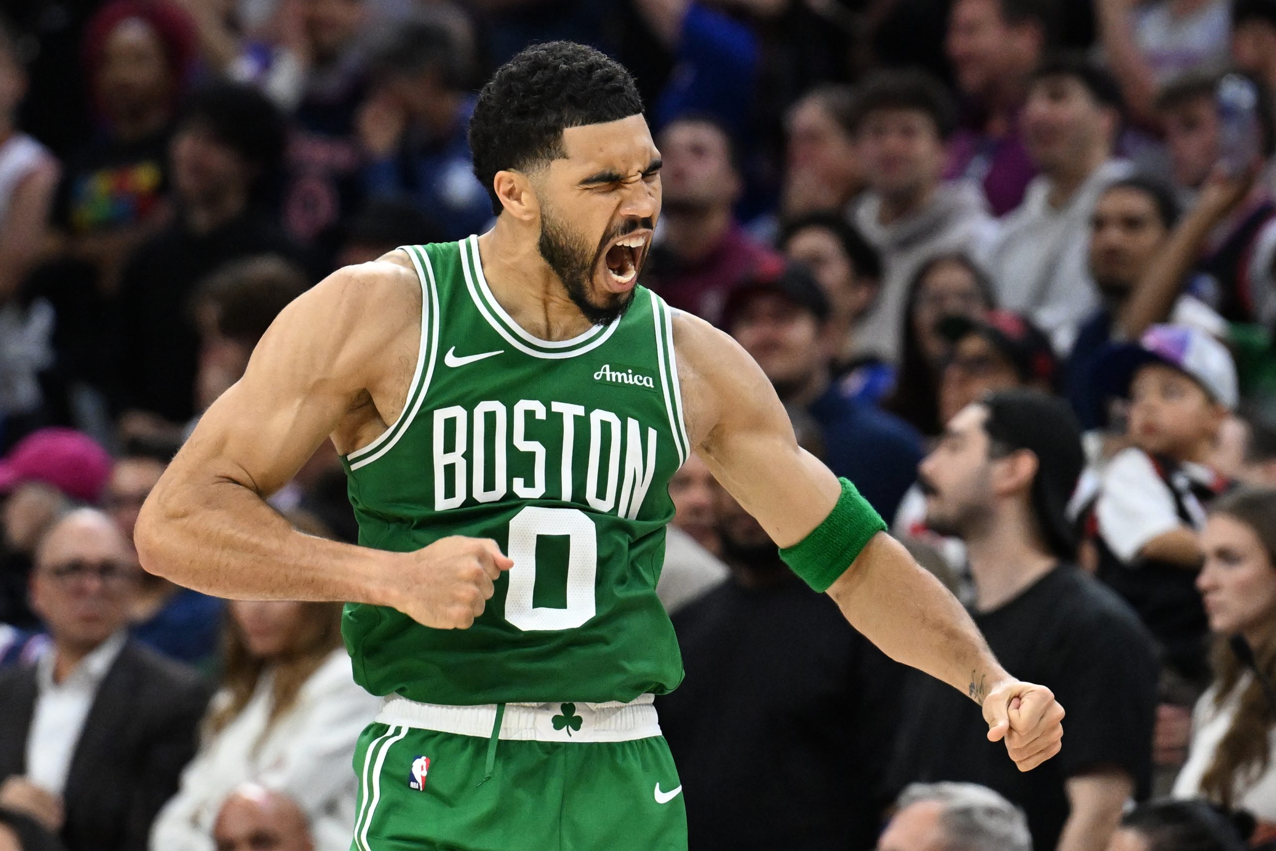 NBA季后赛：凯尔特人vs76人G4前瞻，恩比德缺阵费城命悬一线？