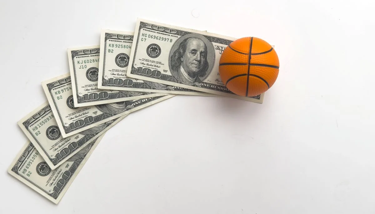 NBA丑闻再升级：前队友埃德·戴维斯否认操纵比斯利赌球指控