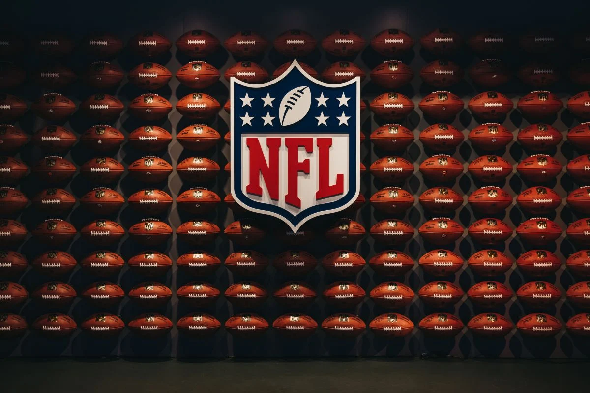 NFL第三周黄氏连串过关：资深分析师深度解析与稳胆推荐