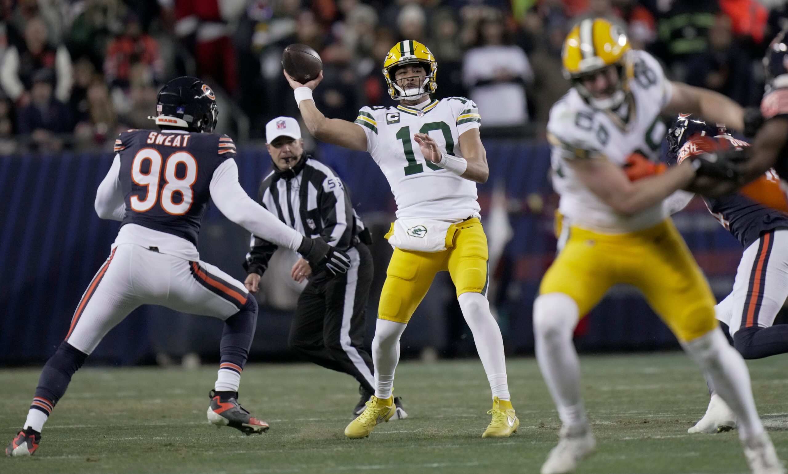 AI预测NFL外卡赛：四大冷门逆袭，总分玩法深度解析
