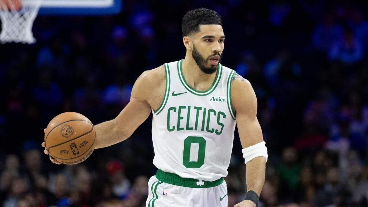 NBA焦点战：塔图姆复出引爆凯尔特人vs独行侠，绿军能否主场大胜？
