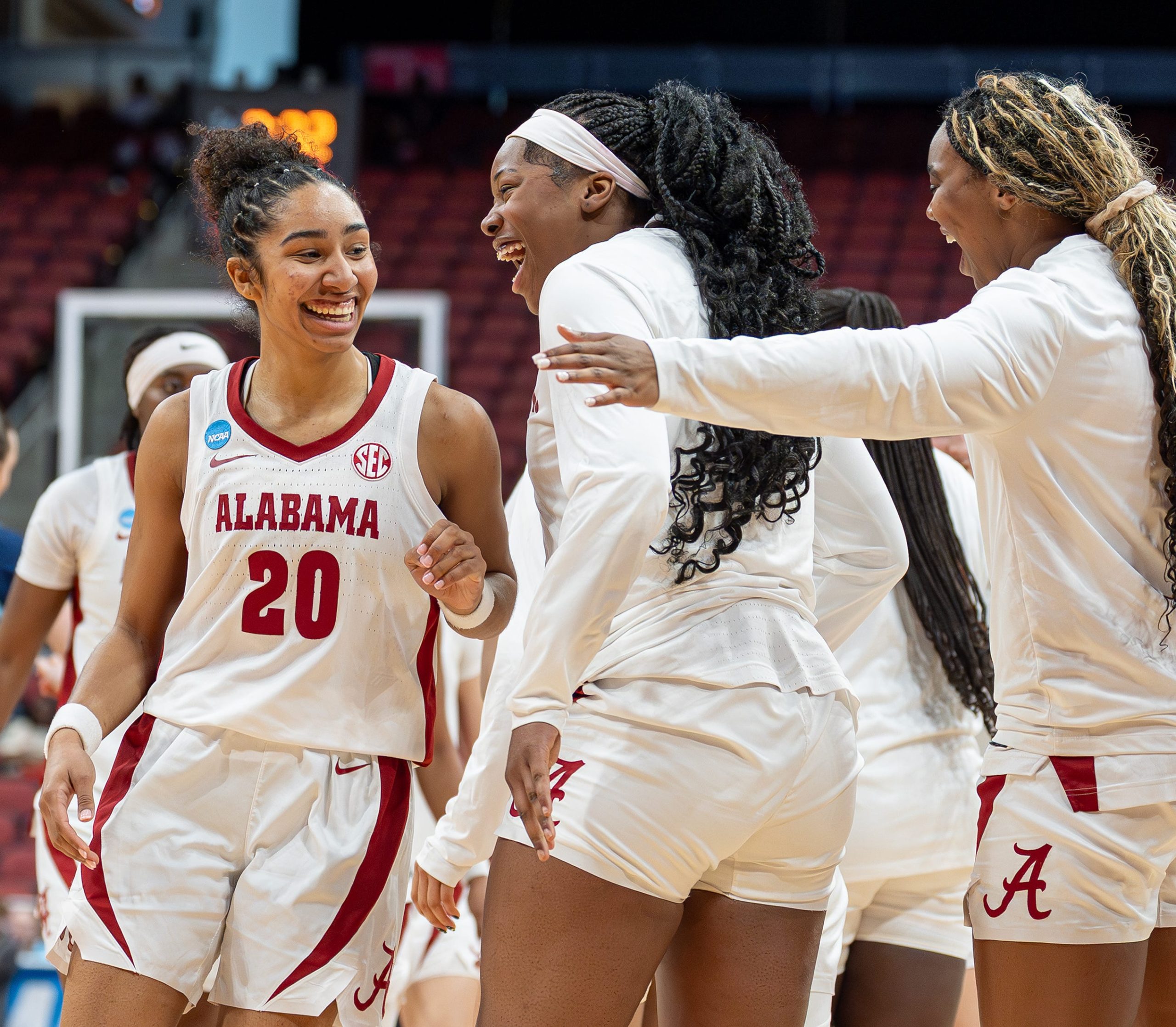 NCAAW锦标赛:阿拉巴马挑战路易斯维尔,爆冷机会几何? NCAAW锦标赛:阿拉巴马挑战路易斯维尔,爆冷机会几何?