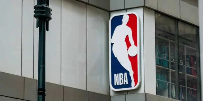 NBA拉斯维加斯扩军：120亿天价席位，三巨头争夺战白热化