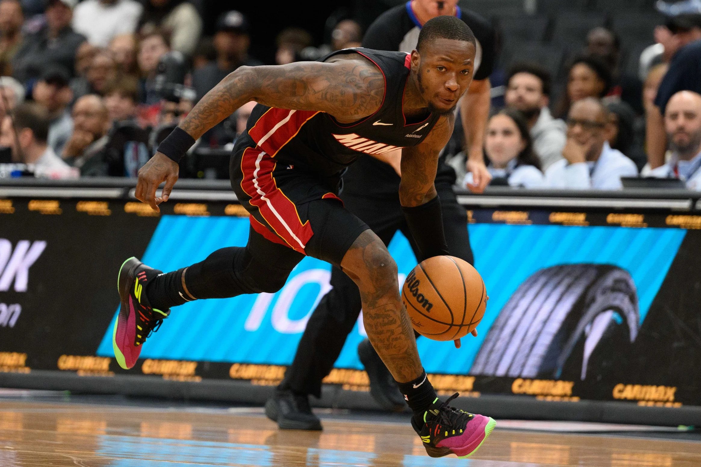 罗齐尔再陷贿赂丑闻：NBA球星被控假伤退赛，非法赌博案情升级