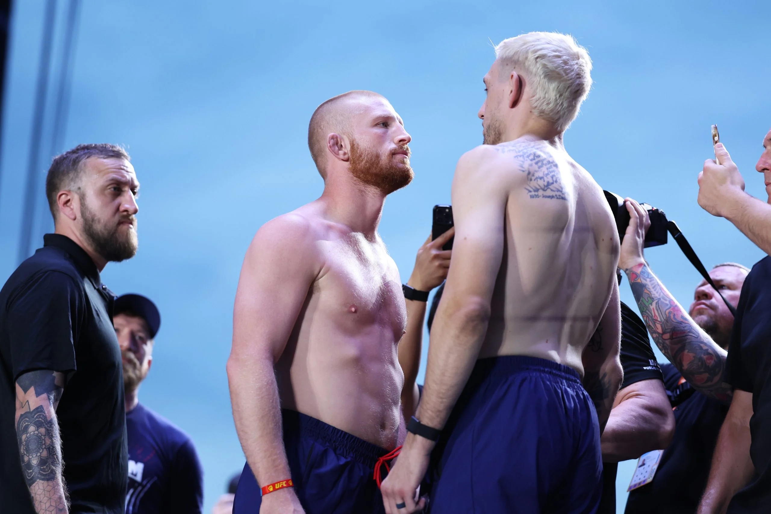 UFC自由250：尼克尔 vs 杜考斯，摔跤天才能否抵挡降服威胁？